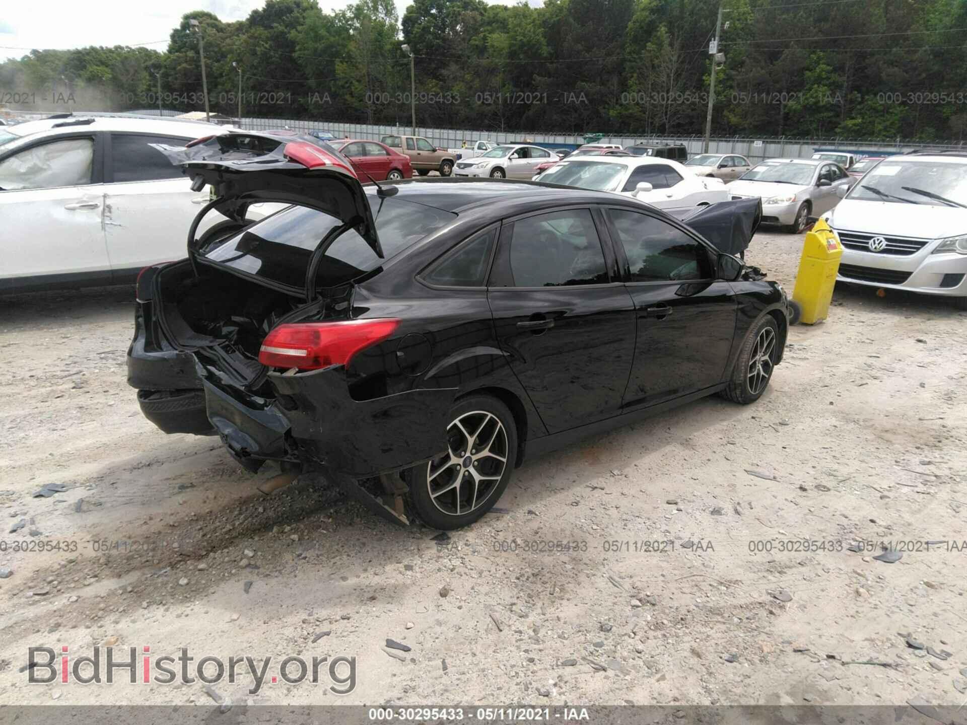 2017 FORD FOCUS - VIN: 1FADP3H22HL327021 - Фото 4