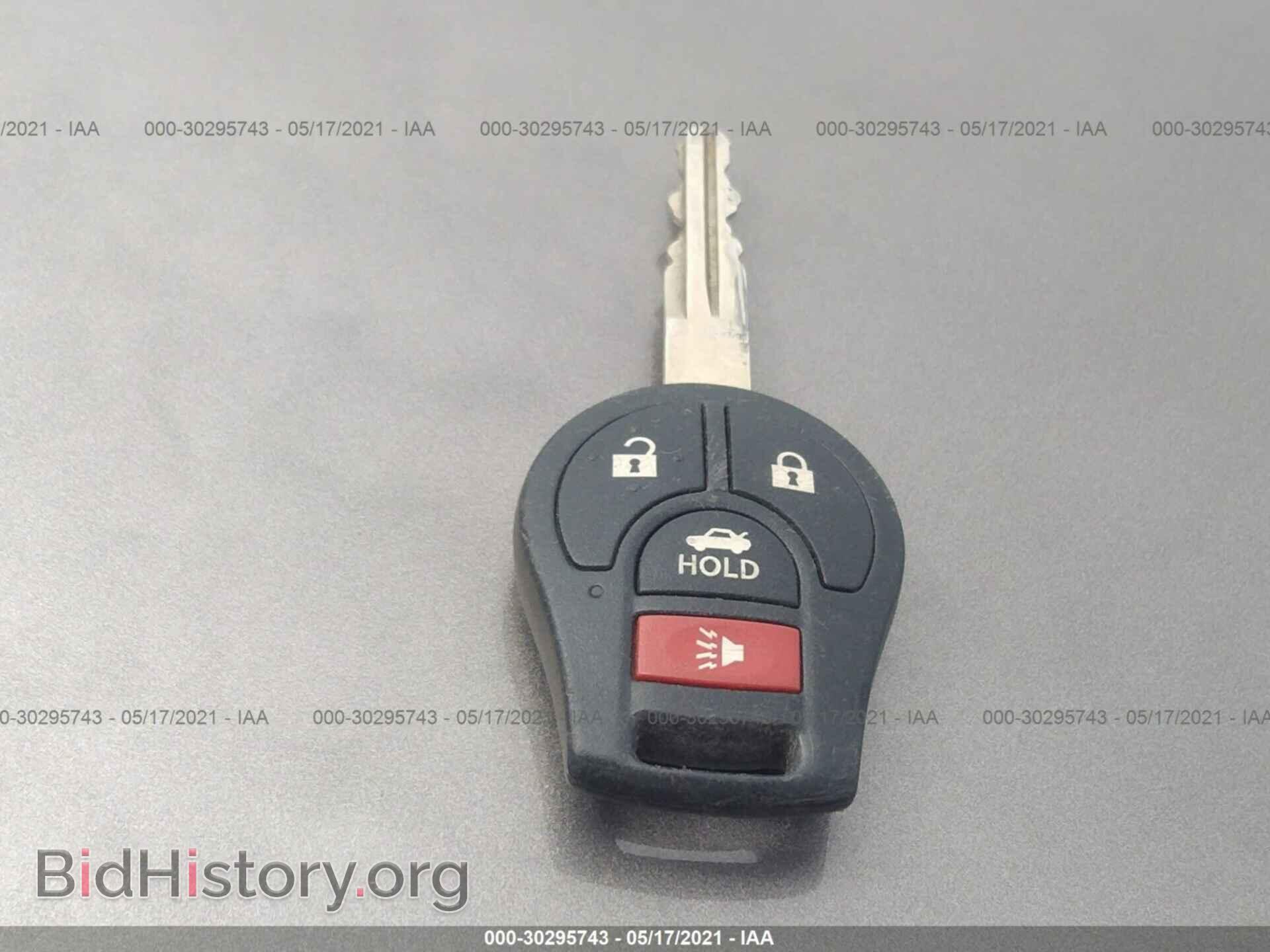 2016 NISSAN VERSA - VIN: 3N1CN7AP1GL875655 - Фото 11