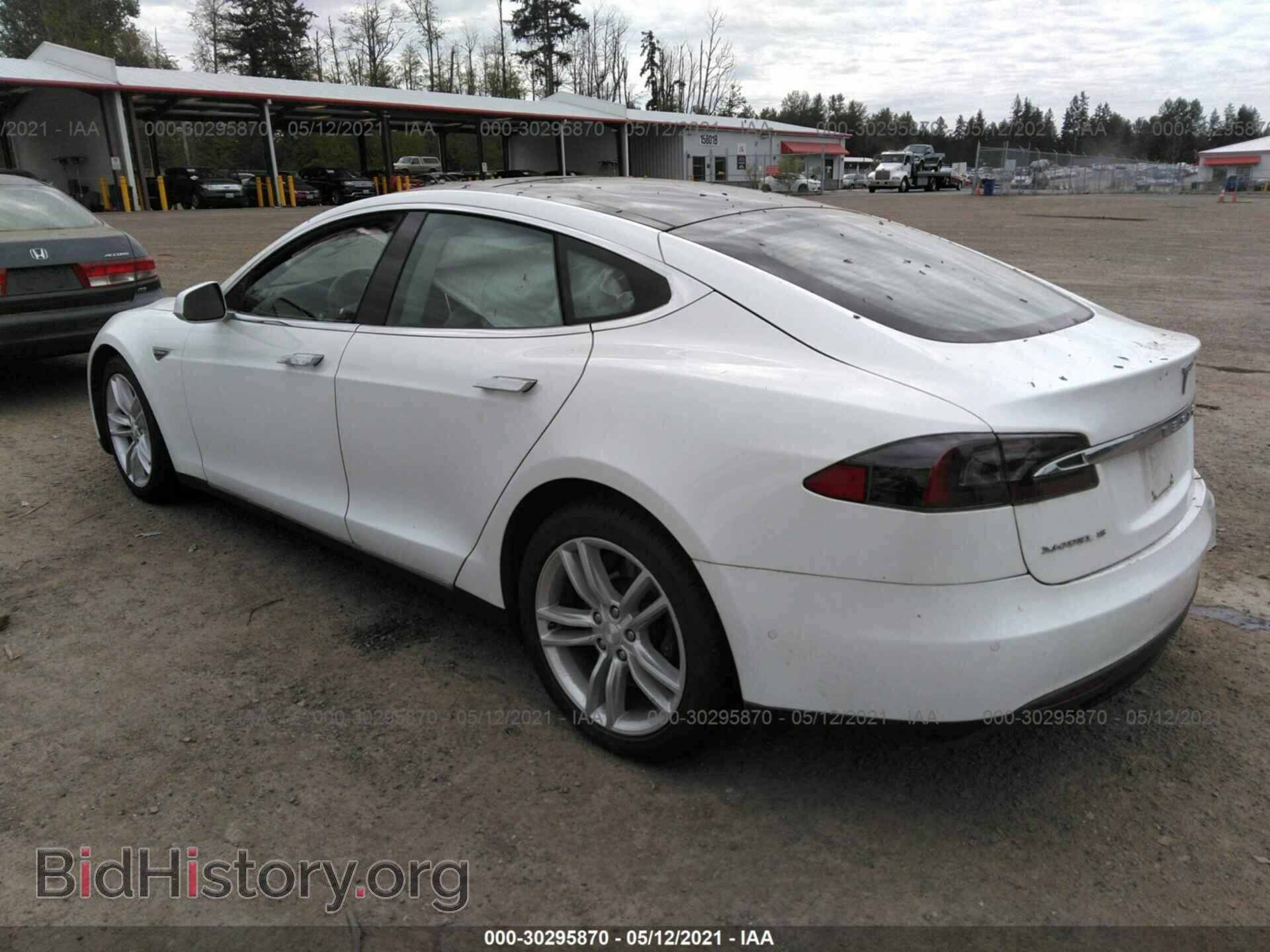 2015 TESLA MODEL S - VIN: 5YJSA1E21FF103718 - Фото 3