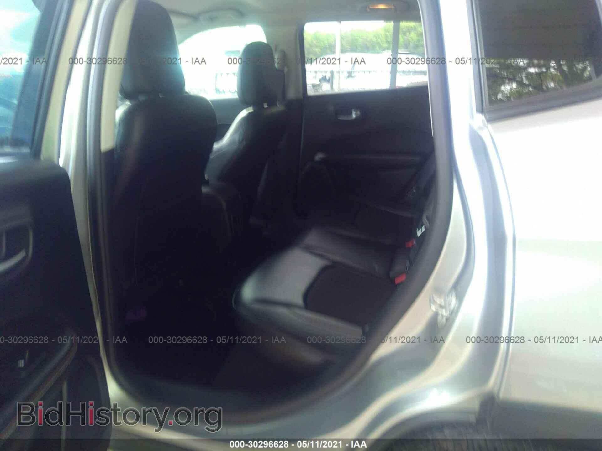 2017 JEEP COMPASS - VIN: 3C4NJDBB1HT624171 - Photo 8