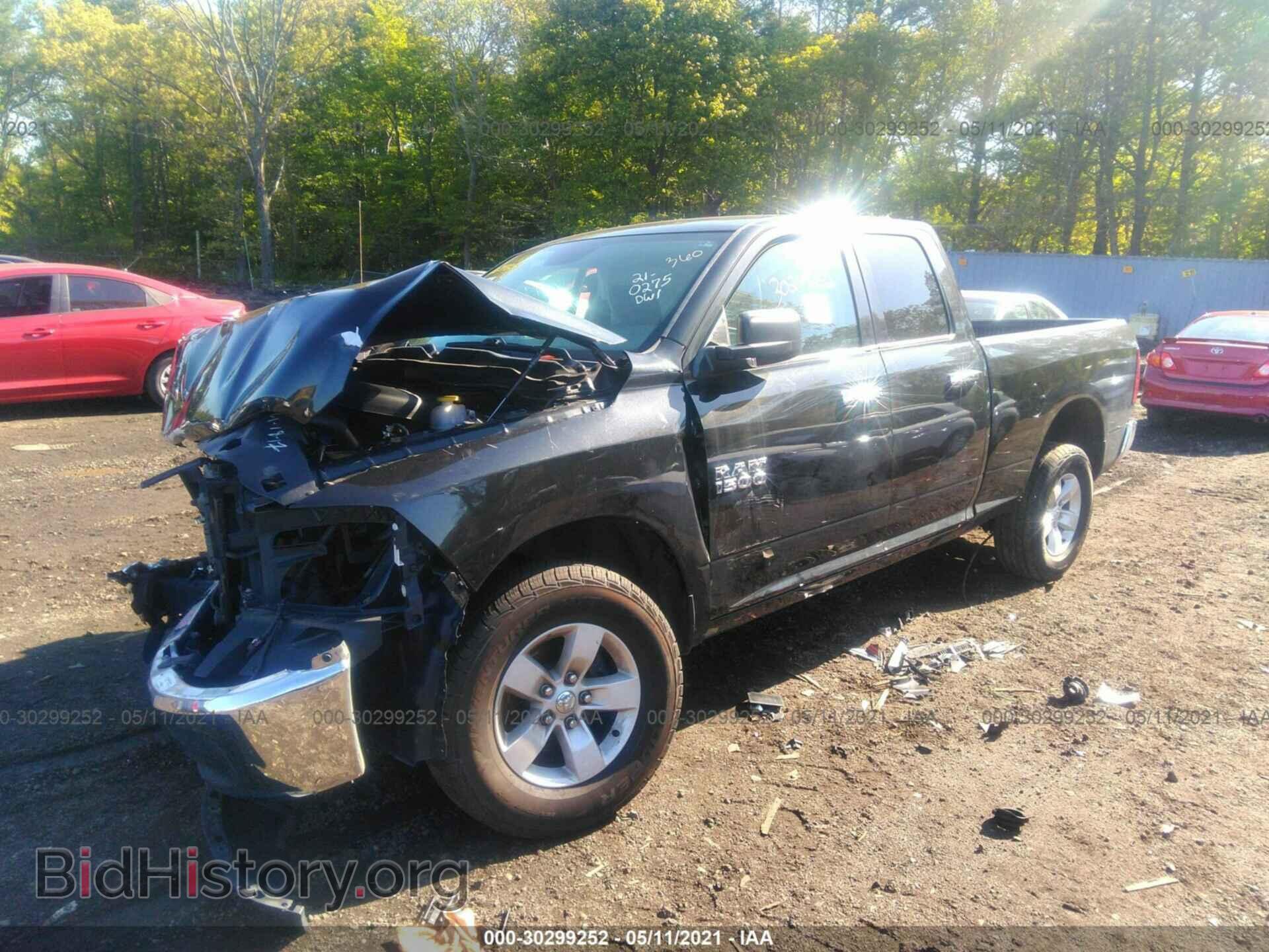 2017 RAM 1500 - VIN: 1C6RR7GG8HS578315 - Photo 2