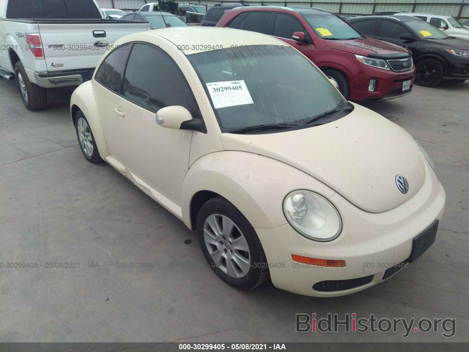 Photo 3VWPW3AG2AM023821 - VOLKSWAGEN NEW BEETLE COUPE 2010