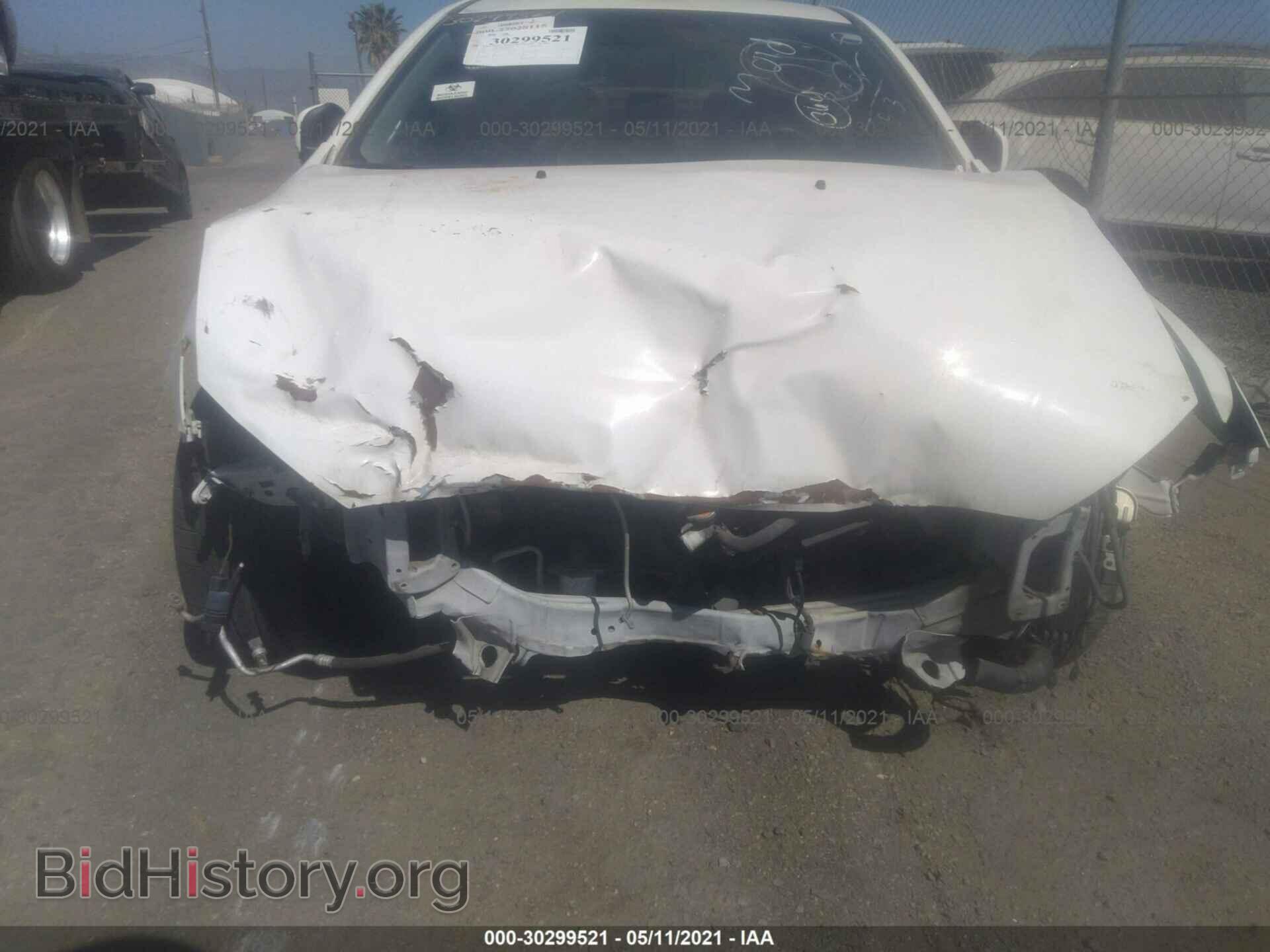 2011 MITSUBISHI LANCER - VIN: JA32U8FWXBU031855 - Фото 6