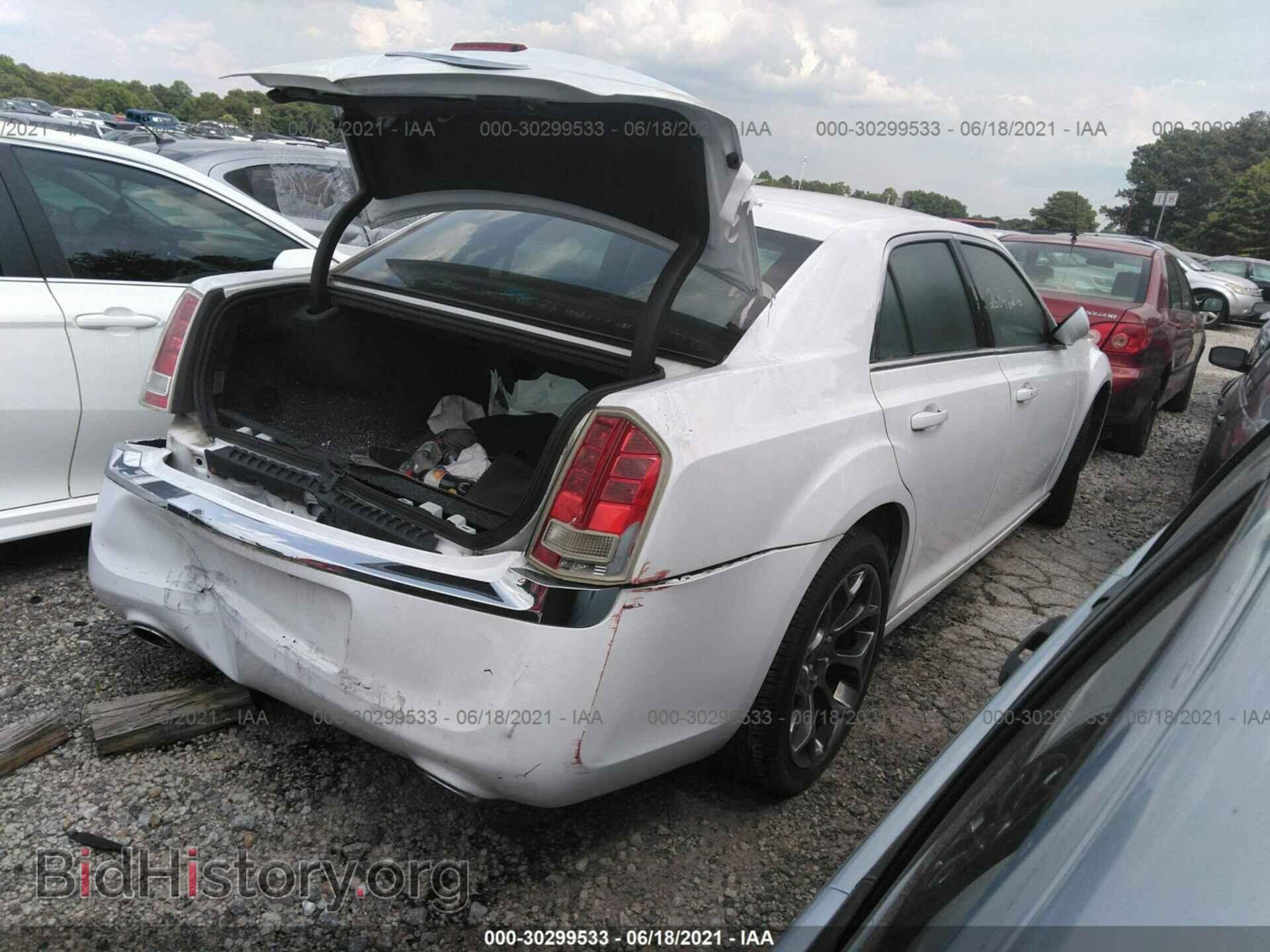 2014 CHRYSLER 300 - VIN: 2C3CCAAG9EH220850 - Photo 4