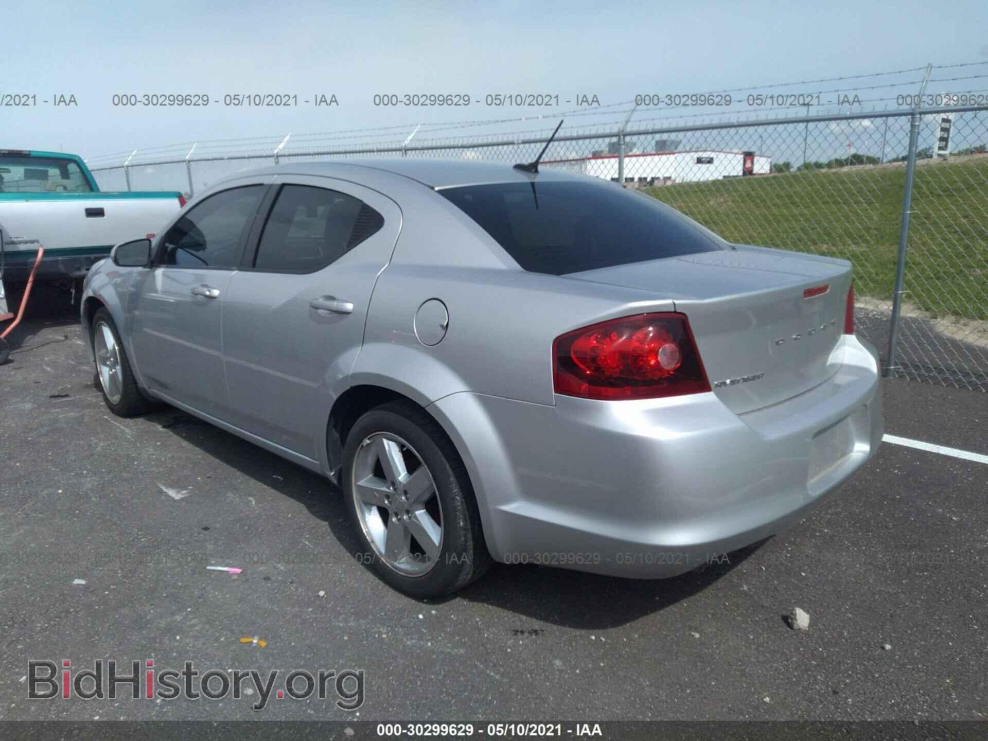 2011 DODGE AVENGER - VIN: 1B3BD2FG2BN574331 - Photo 3