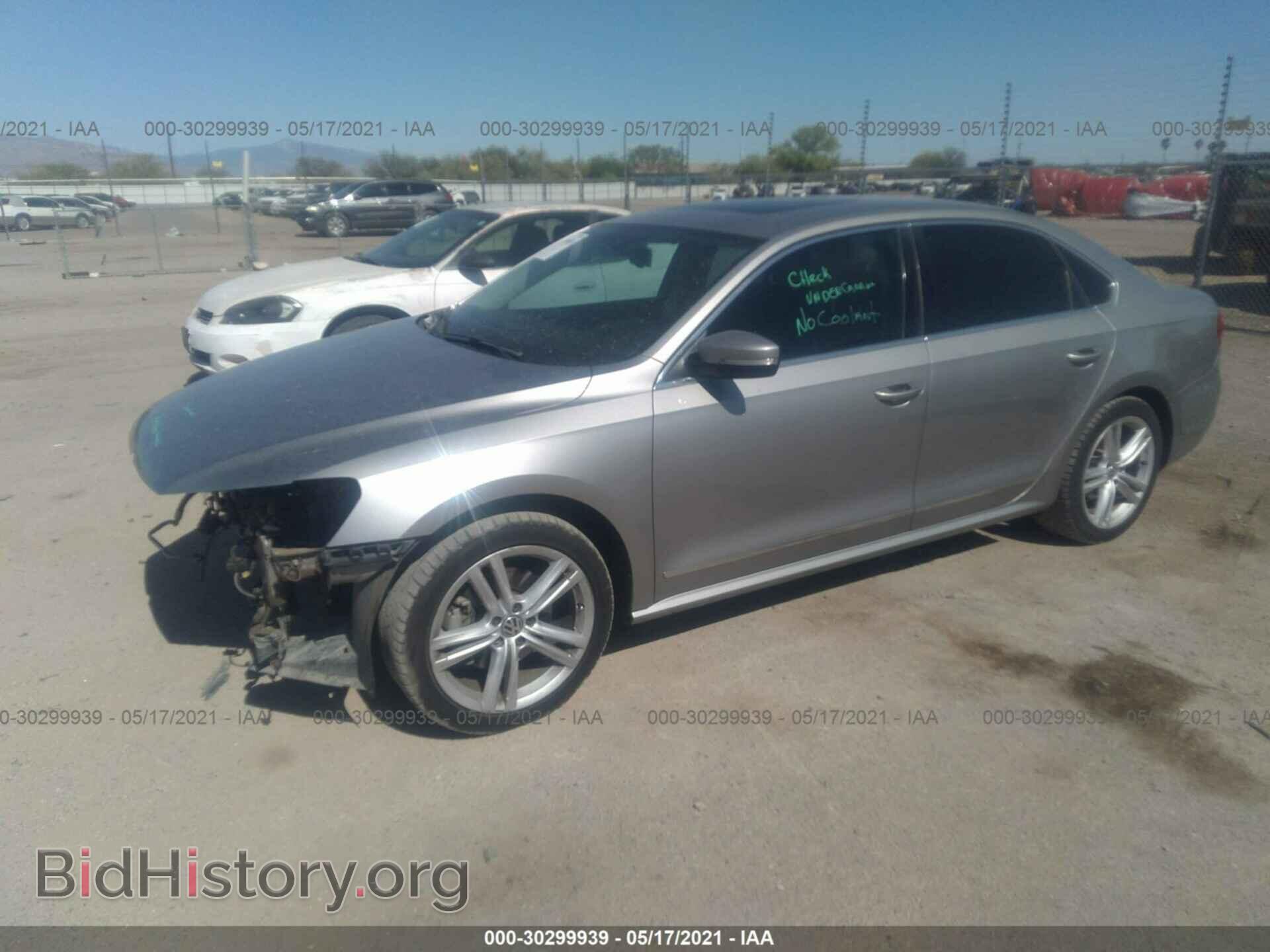 2012 VOLKSWAGEN PASSAT - VIN: 1VWCM7A37CC079475 - Фото 2