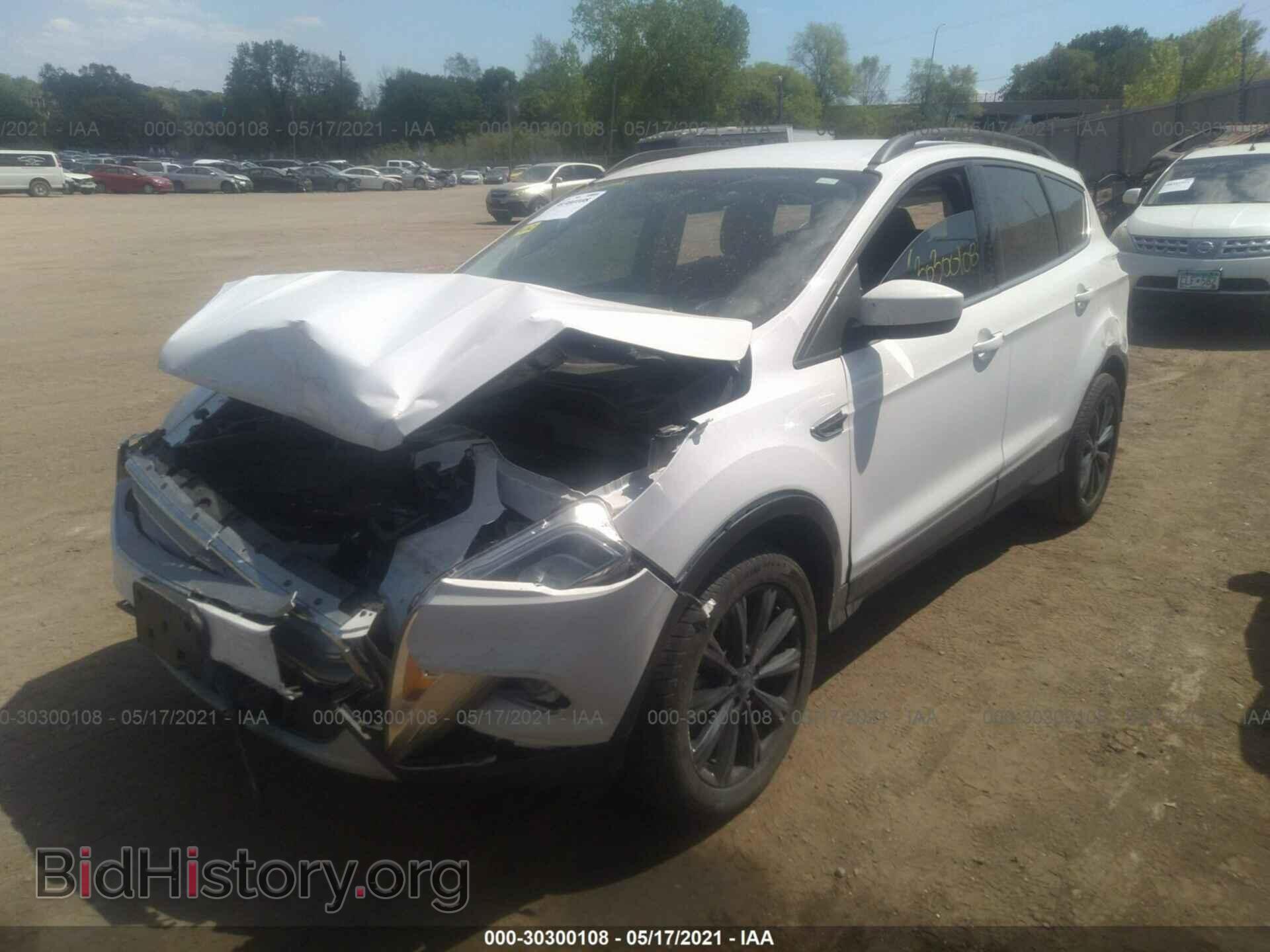 2017 FORD ESCAPE - VIN: 1FMCU9GD4HUB44262 - Photo 2