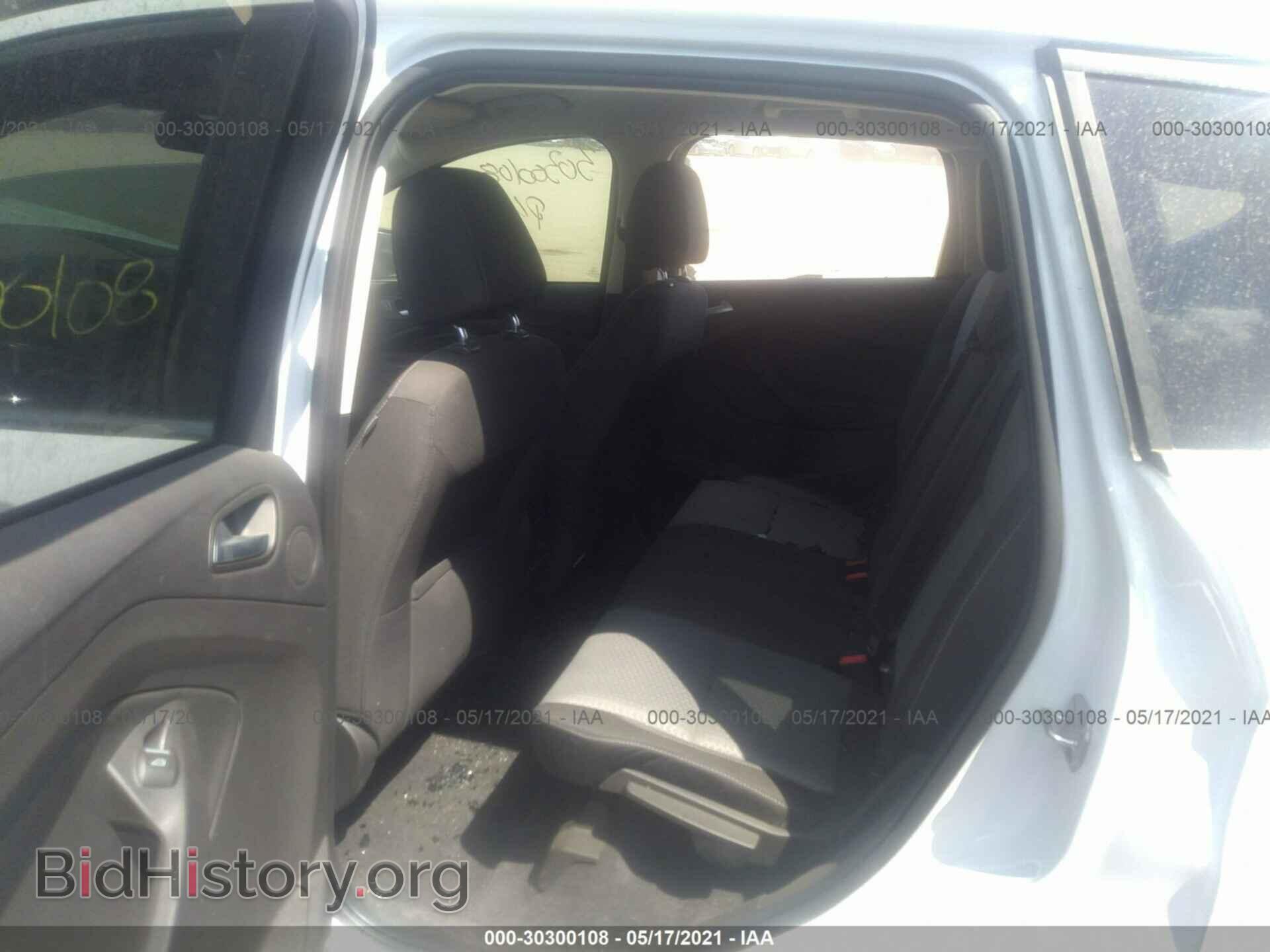 2017 FORD ESCAPE - VIN: 1FMCU9GD4HUB44262 - Photo 8