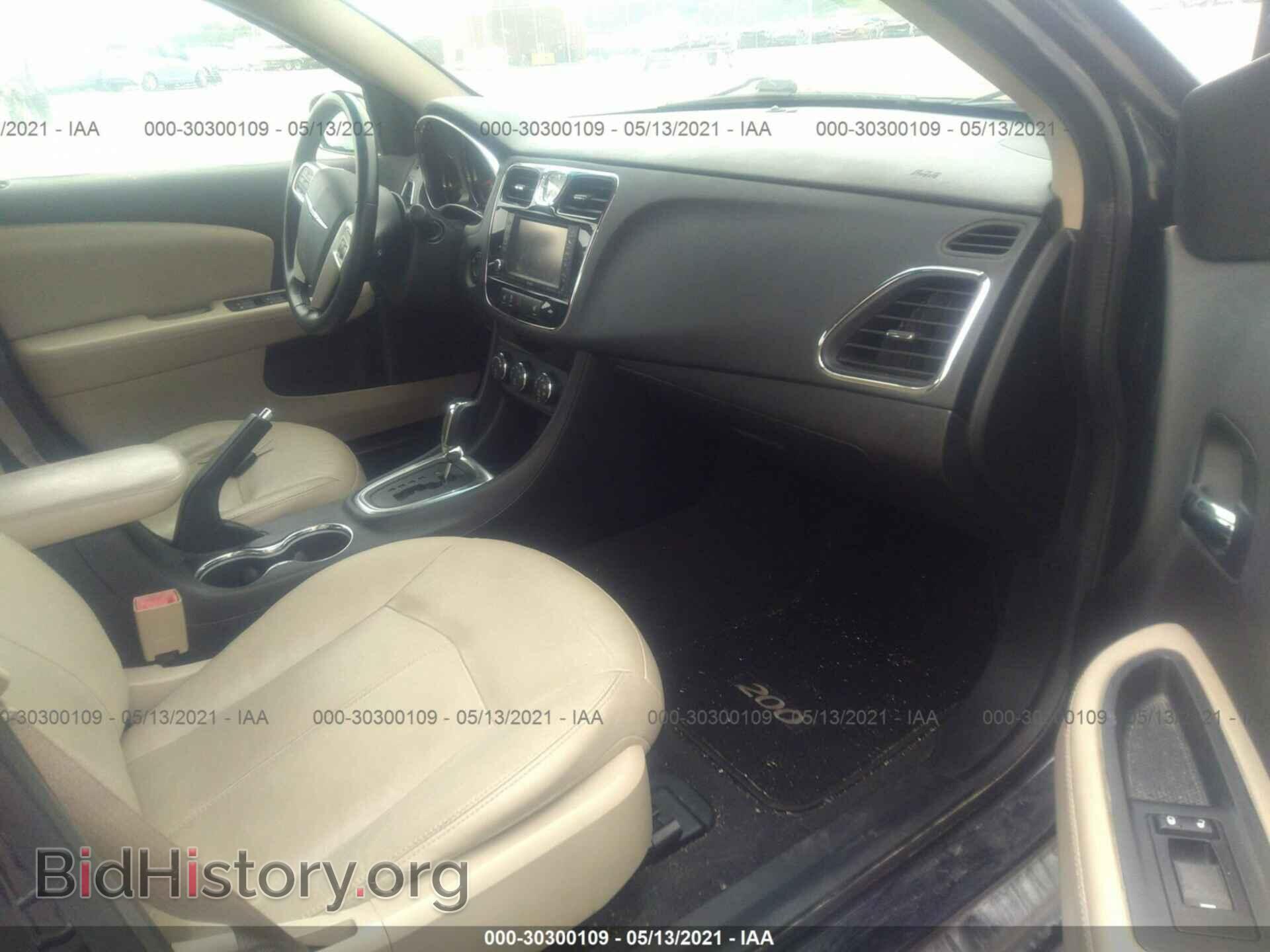 2012 CHRYSLER 200 - VIN: 1C3CCBCB4CN137550 - Фото 5