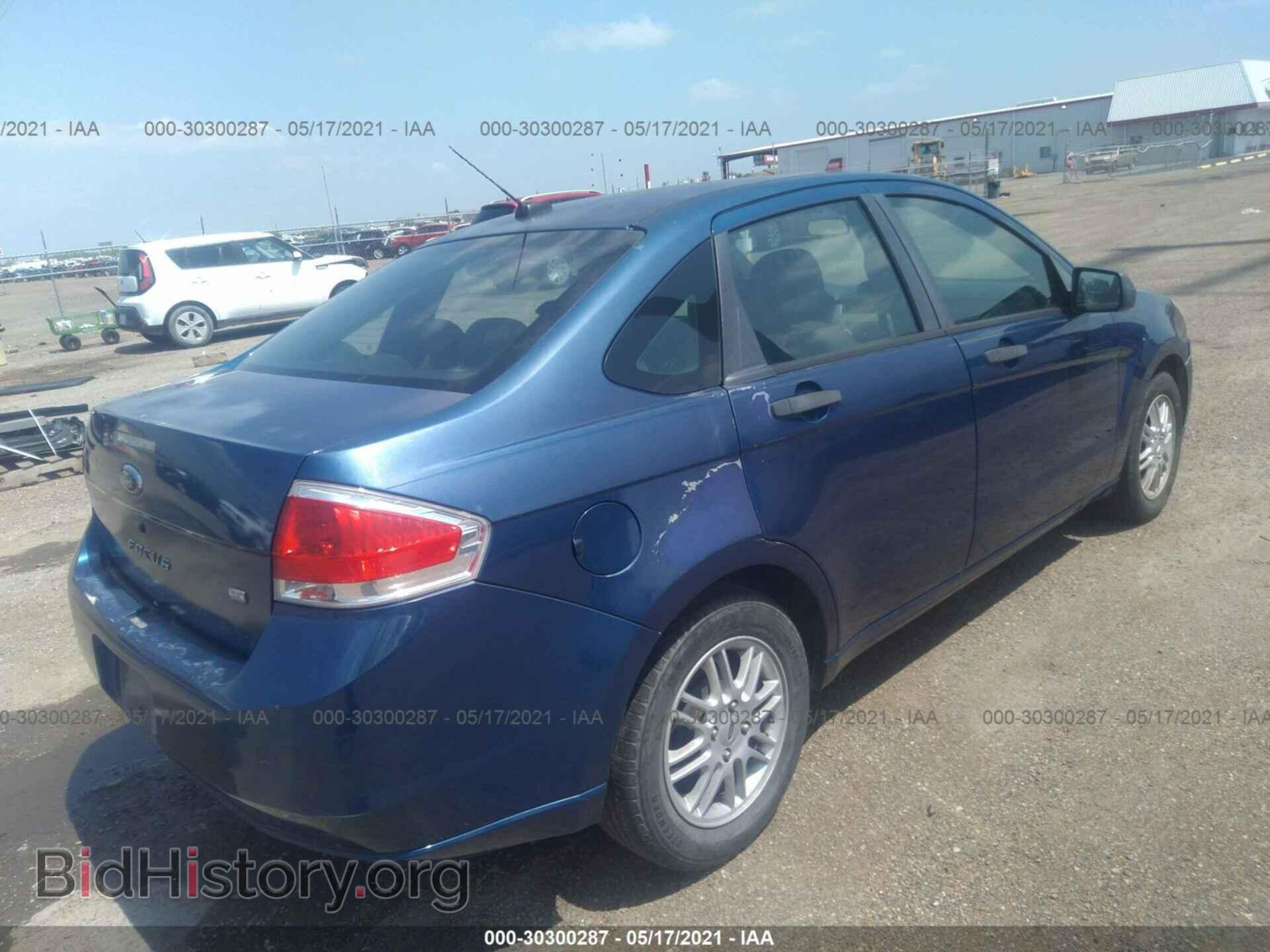 2009 FORD FOCUS - VIN: 1FAHP35N39W255522 - Фото 4
