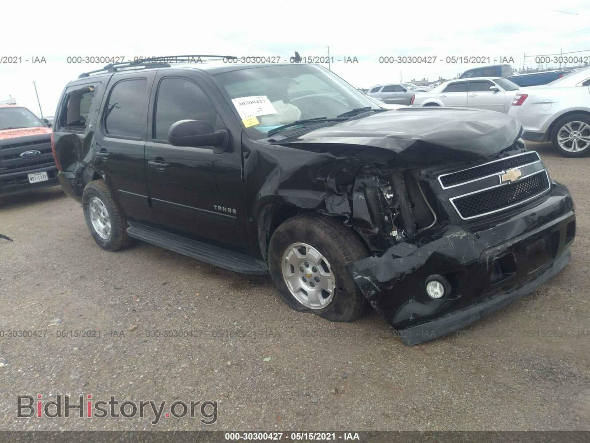 Фотография 1GNSCBE07BR127984 - CHEVROLET TAHOE 2011