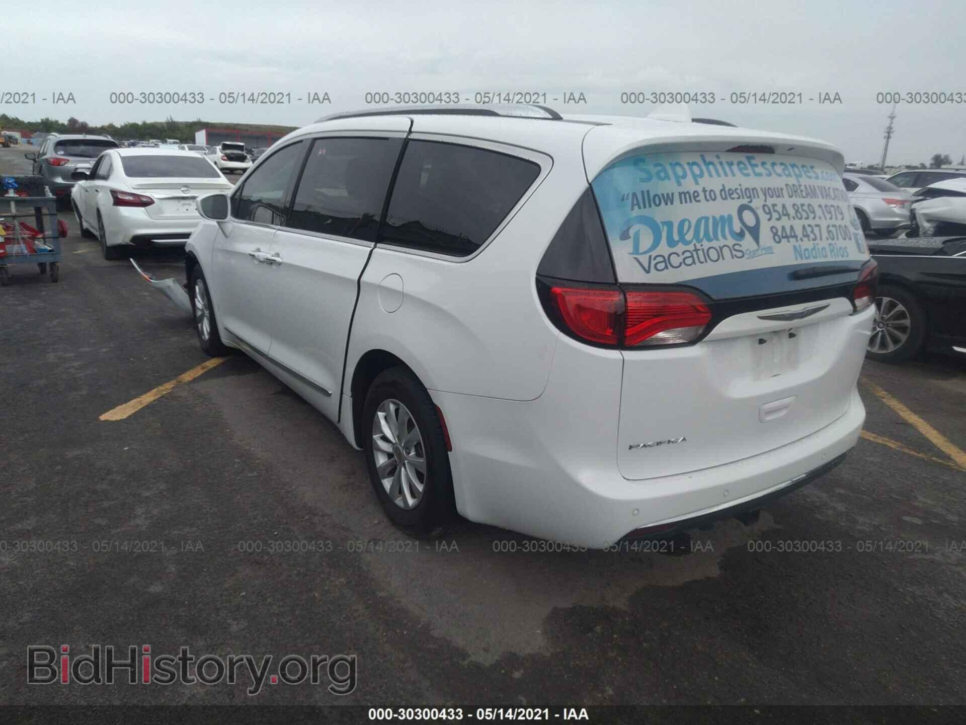 2018 CHRYSLER PACIFICA - VIN: 2C4RC1BG9JR119090 - Фото 3