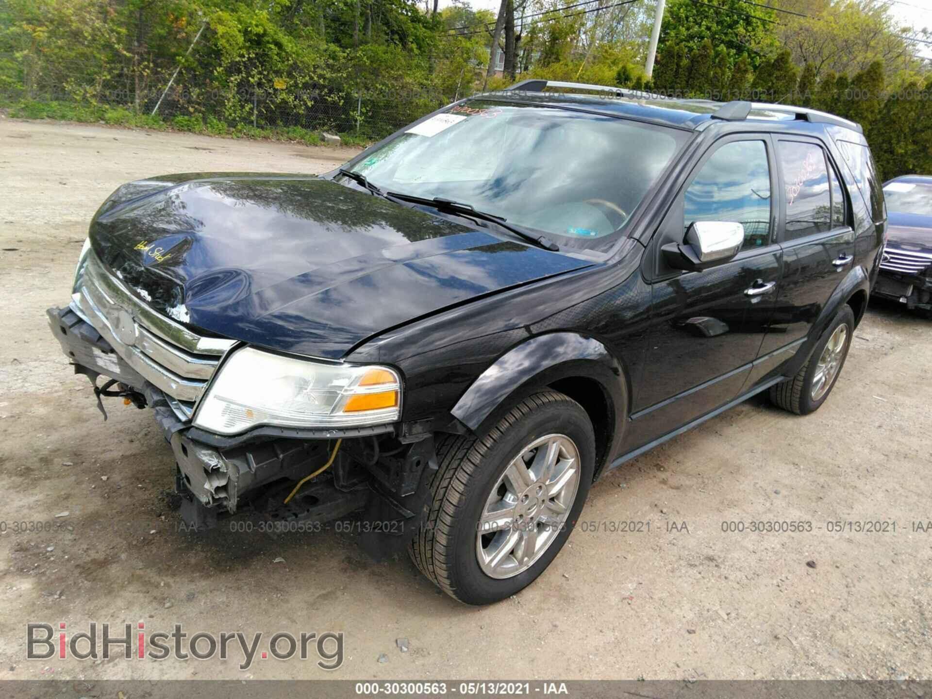 2008 FORD TAURUS X - VIN: 1FMDK03W28GA30224 - Фото 2