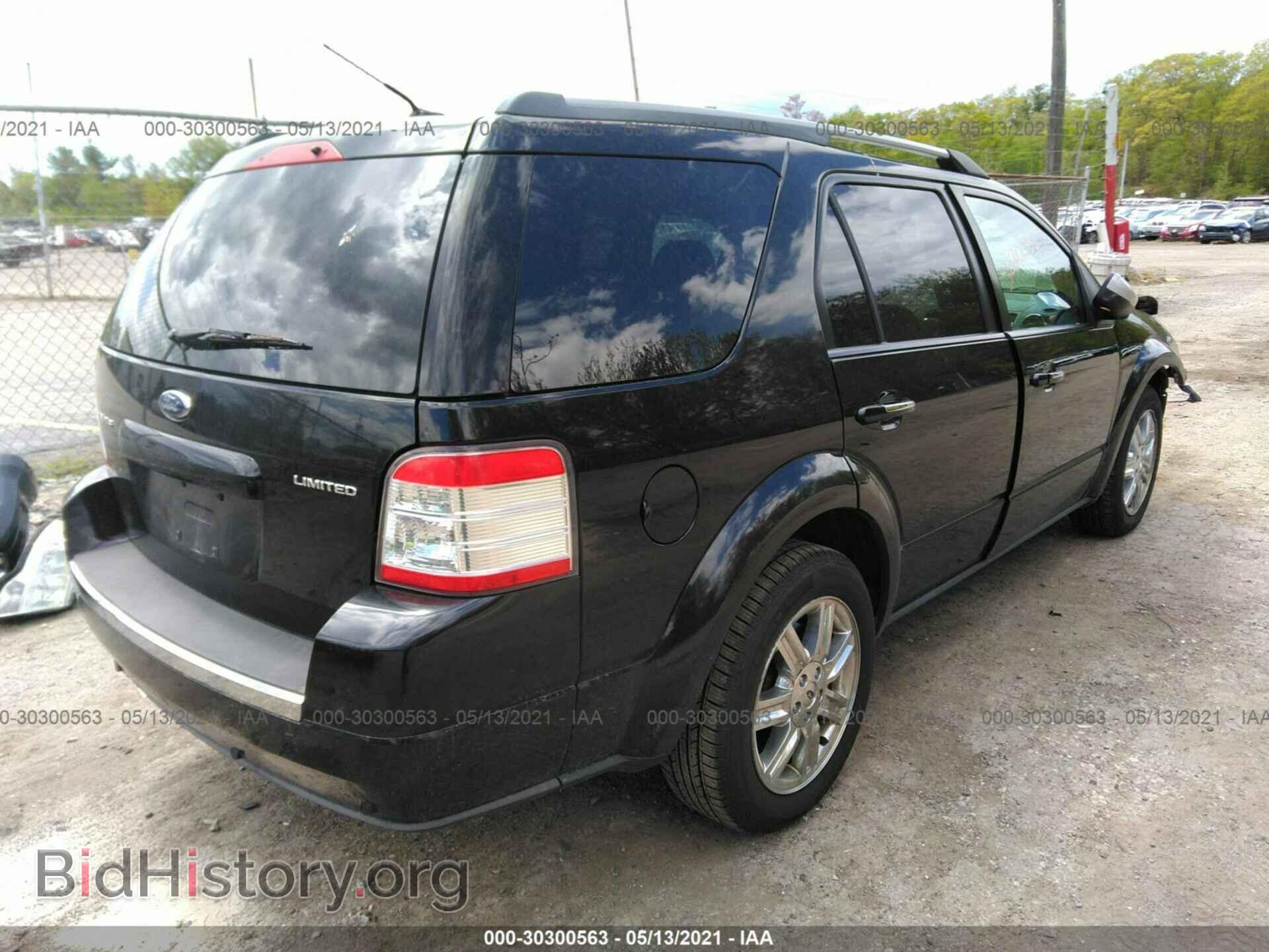 2008 FORD TAURUS X - VIN: 1FMDK03W28GA30224 - Фото 4