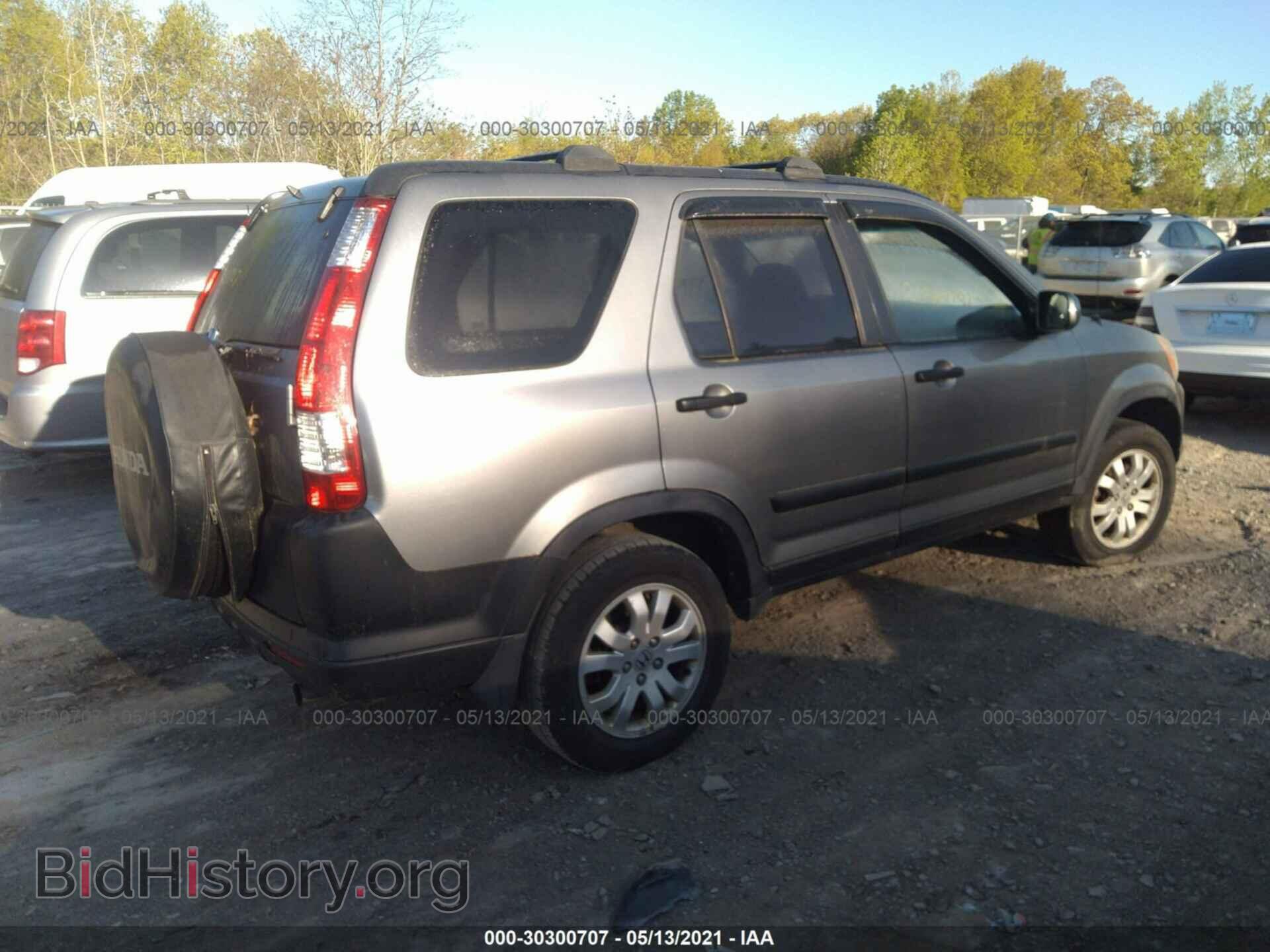 2006 HONDA CR-V - VIN: JHLRD78806C055282 - Фото 4