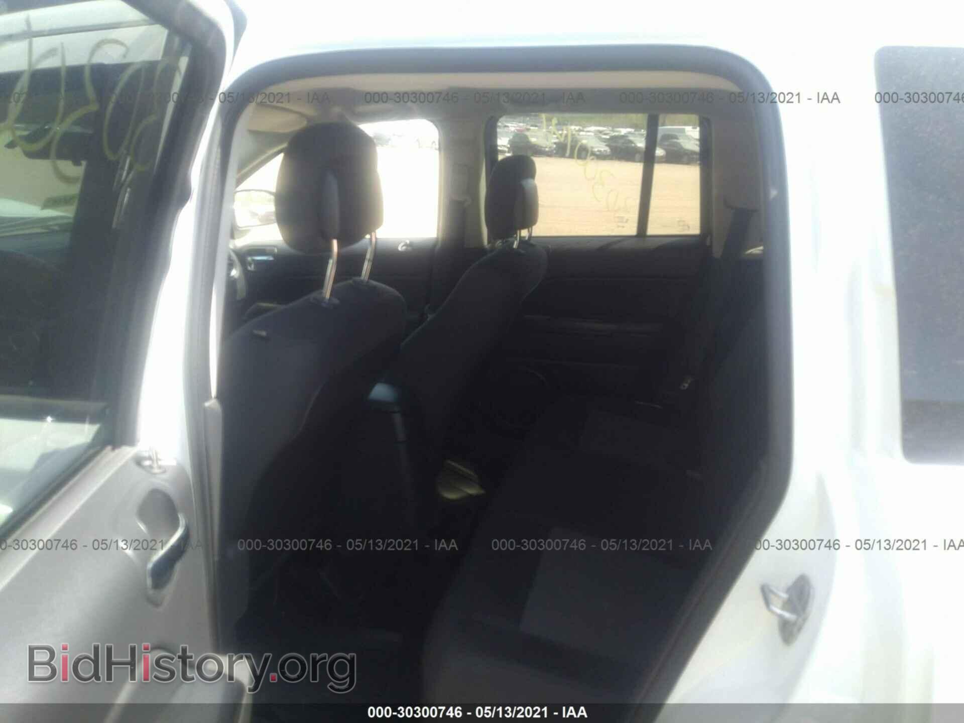 2014 JEEP COMPASS - VIN: 1C4NJCBAXED539073 - Photo 8