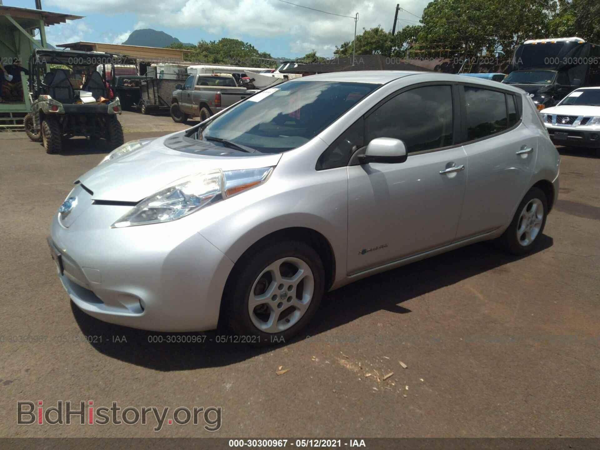 2013 NISSAN LEAF - VIN: 1N4AZ0CP5DC426022 - Фото 2