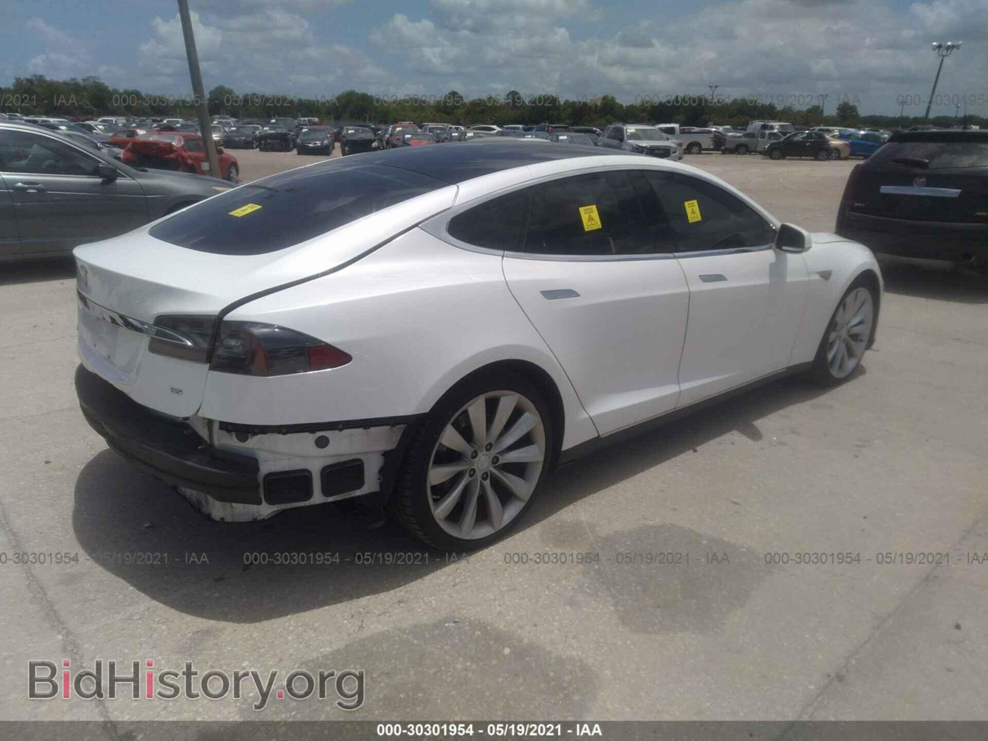 2013 TESLA MODEL S - VIN: 5YJSA1CN3DFP14702 - Photo 4
