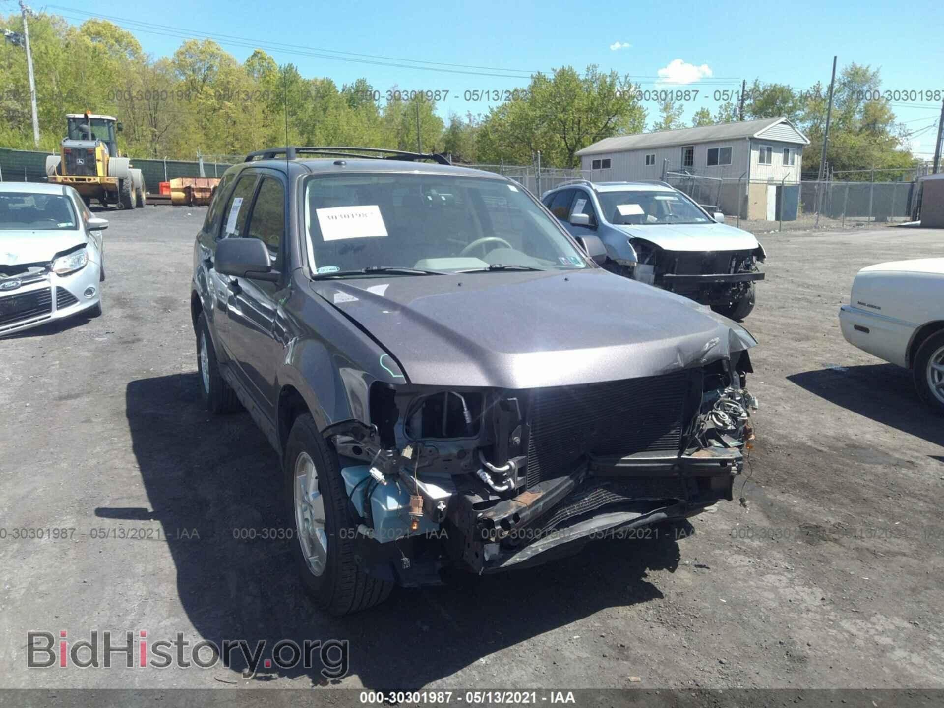 Фотография 1FMCU0D74CKB99938 - FORD ESCAPE 2012