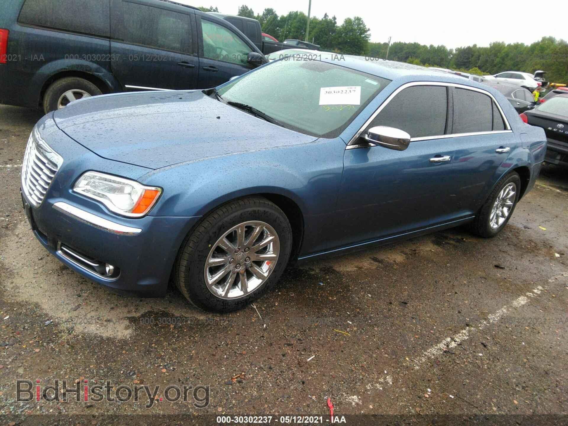2011 CHRYSLER 300 - VIN: 2C3CA5CG2BH549685 - Фото 2