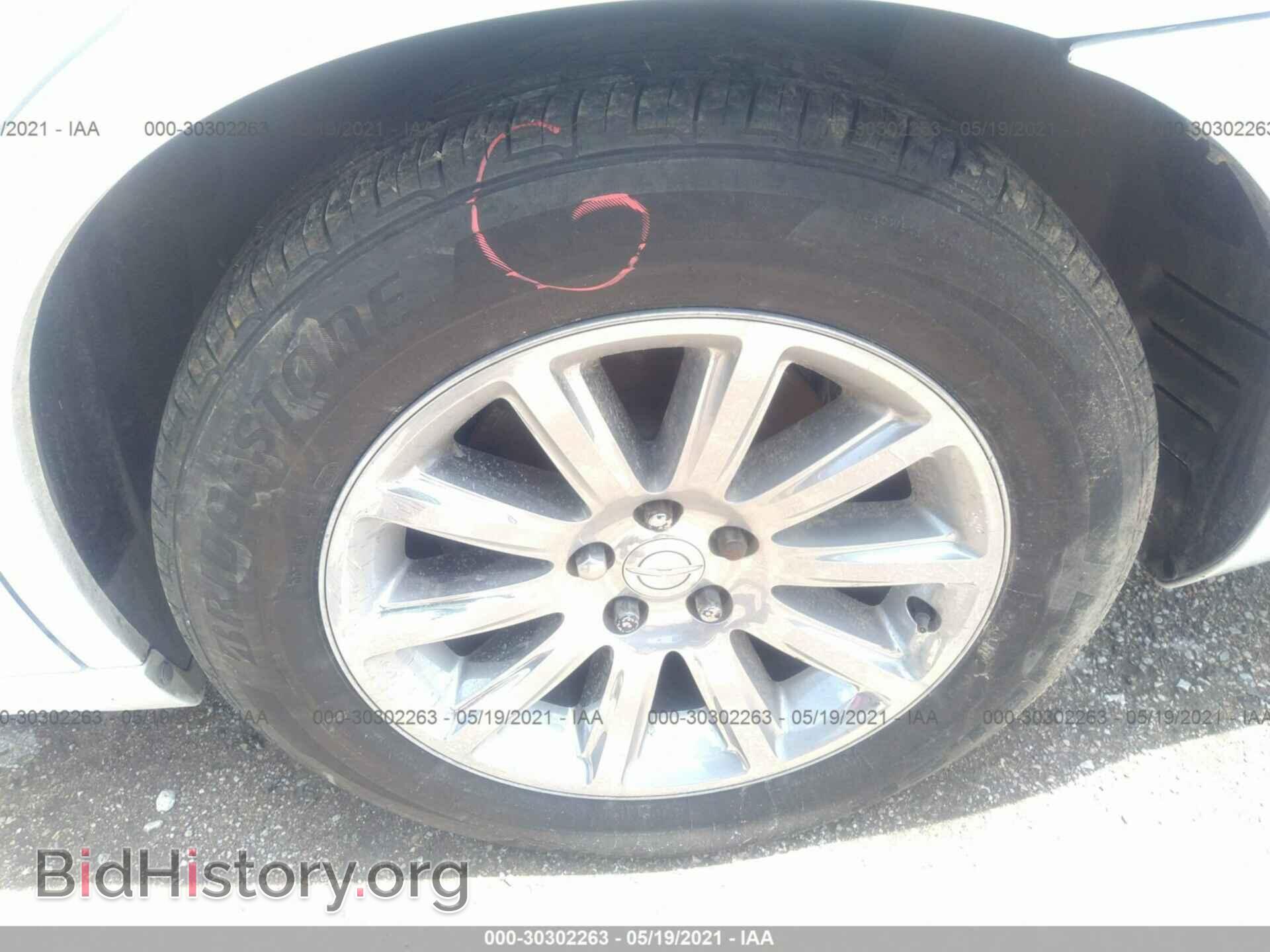 2012 CHRYSLER 300 - VIN: 2C3CCACG3CH210454 - Photo 13