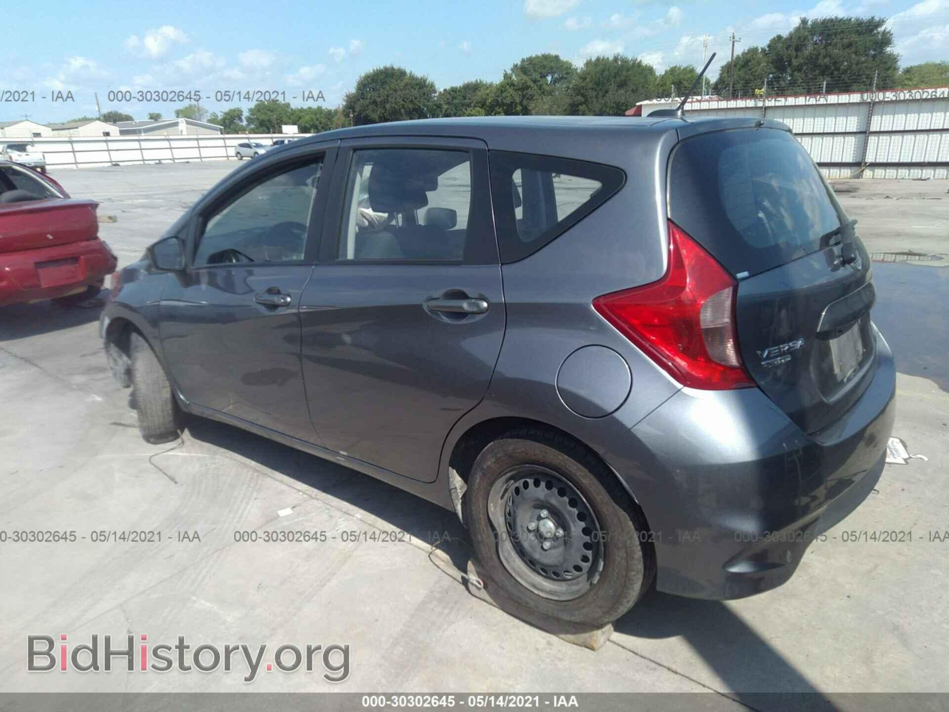 2018 NISSAN VERSA NOTE - VIN: 3N1CE2CP1JL364129 - Фото 3