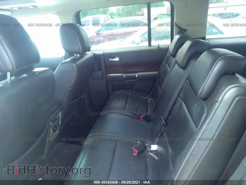 2010 Ford FLEX (VIN 2FMGK5CC3ABA53301) — фото 8 из 11