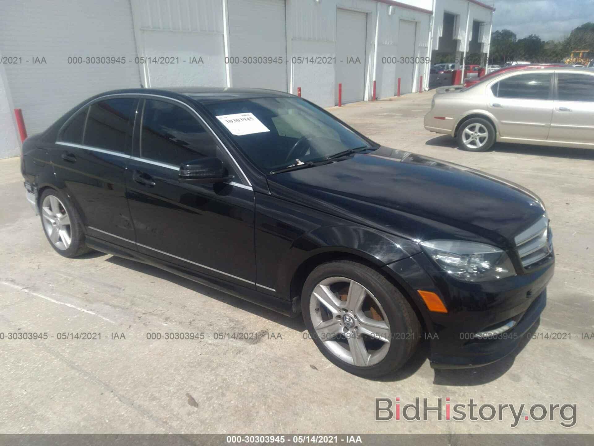 Photo WDDGF5EB1BA513068 - MERCEDES-BENZ C-CLASS 2011