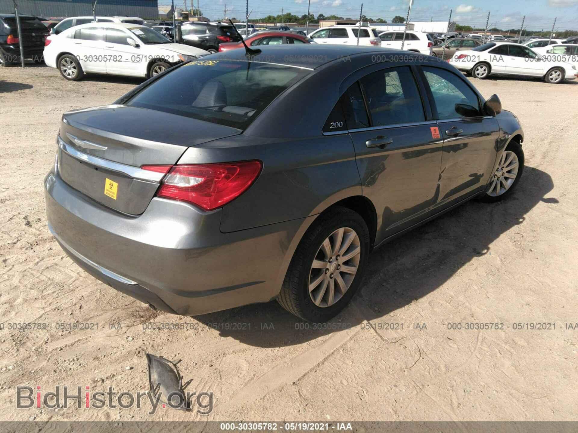 2013 CHRYSLER 200 - VIN: 1C3CCBBB4DN574192 - Photo 4
