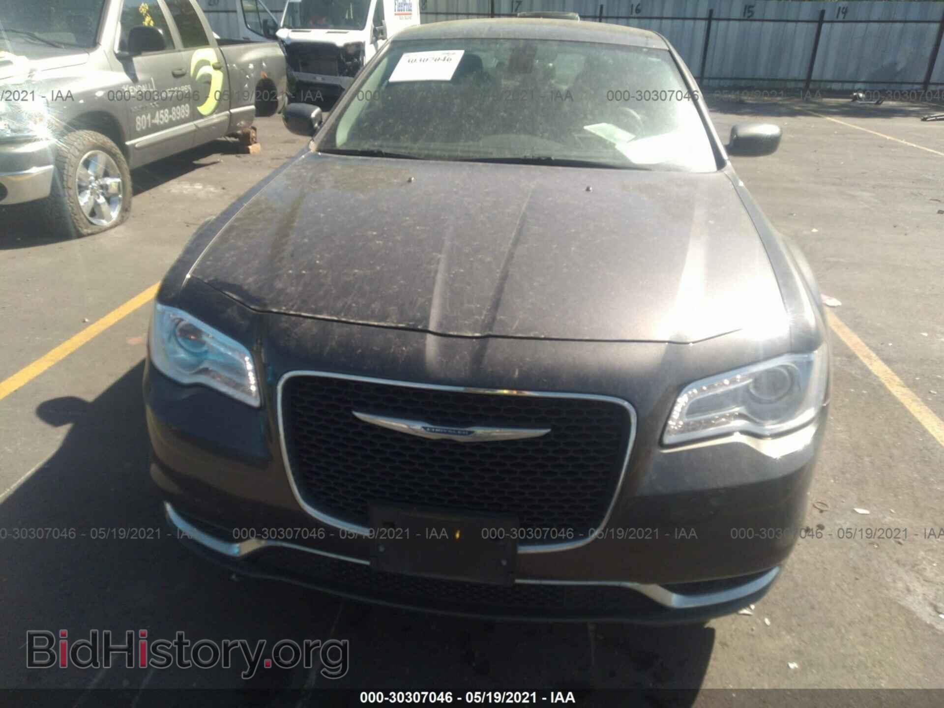 2016 CHRYSLER 300 - VIN: 2C3CCARG2GH217022 - Photo 6