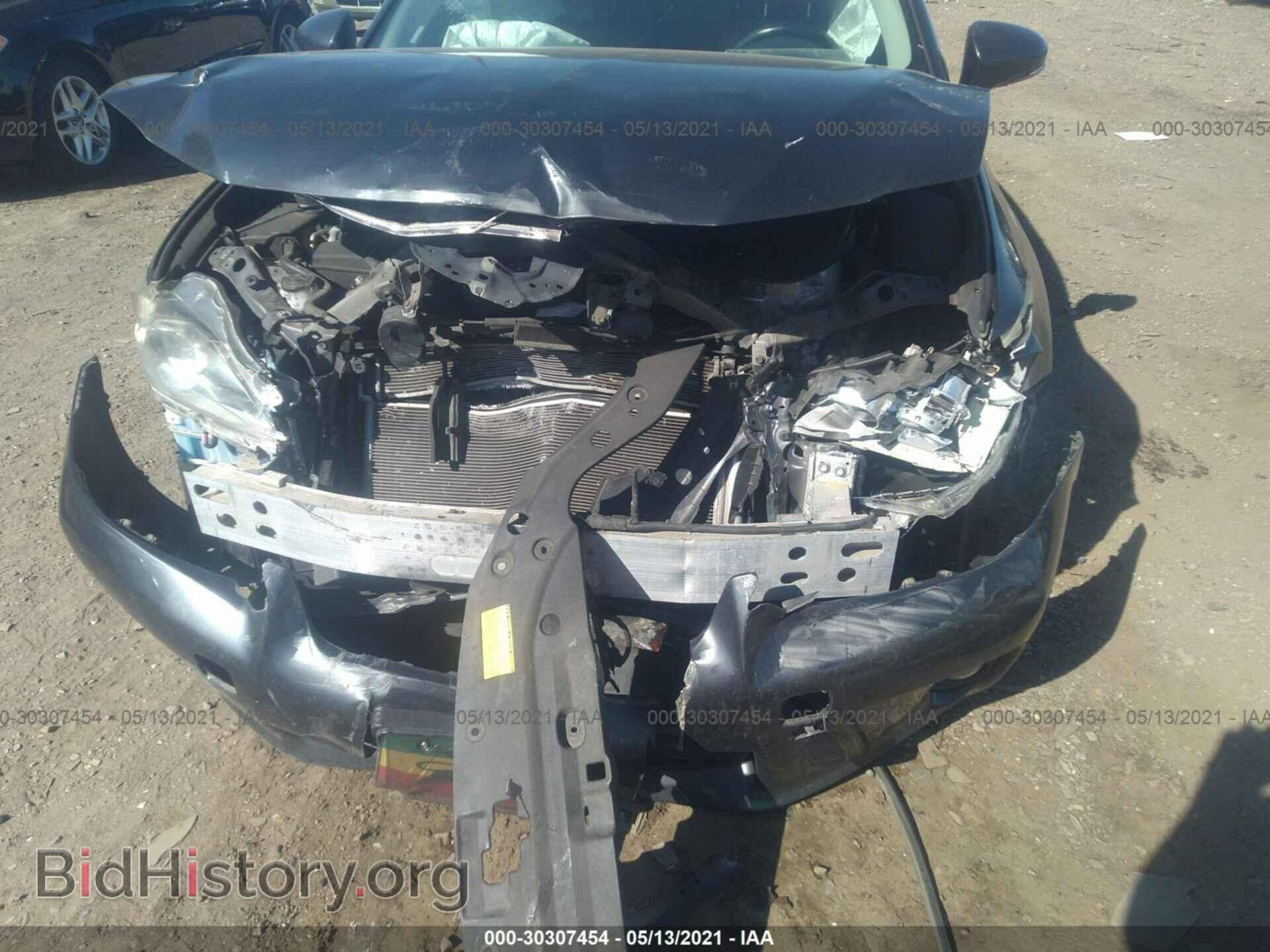 2011 LEXUS CT 200H - VIN: JTHKD5BH3B2015207 - Фото 6
