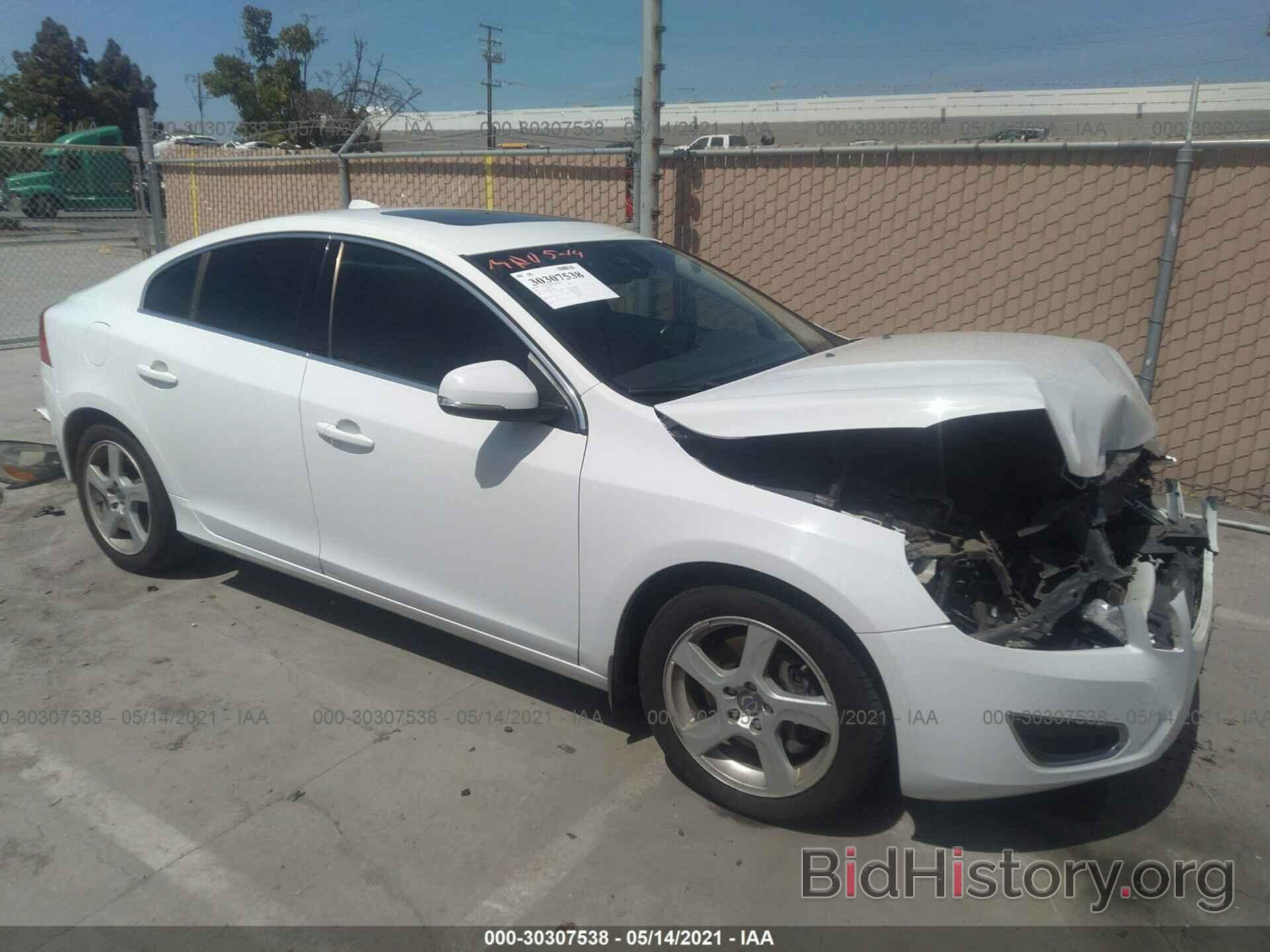 Photo YV1622FS9C2125476 - VOLVO S60 2012