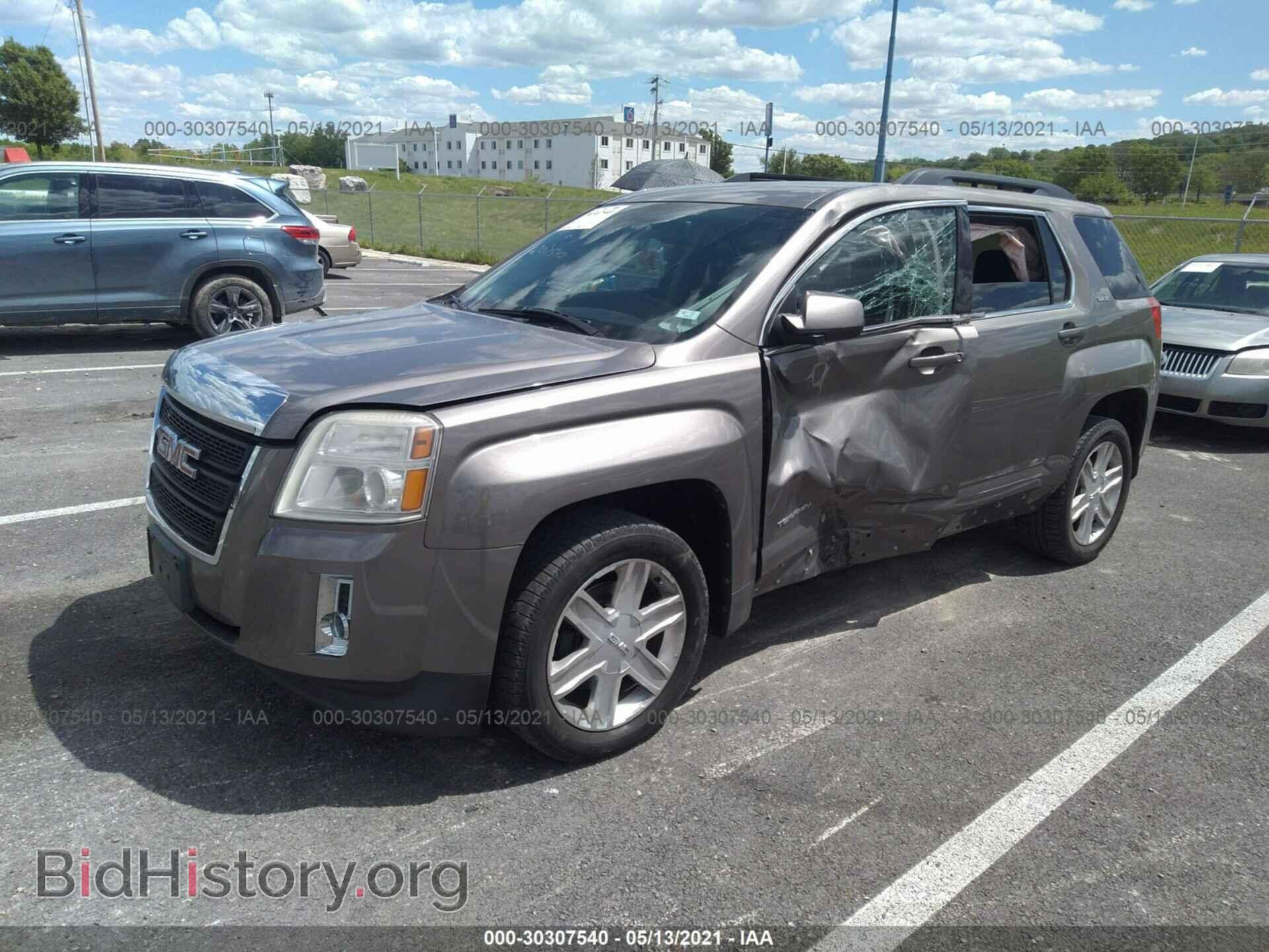 2011 GMC TERRAIN - VIN: 2CTALSEC9B6422700 - Фото 2