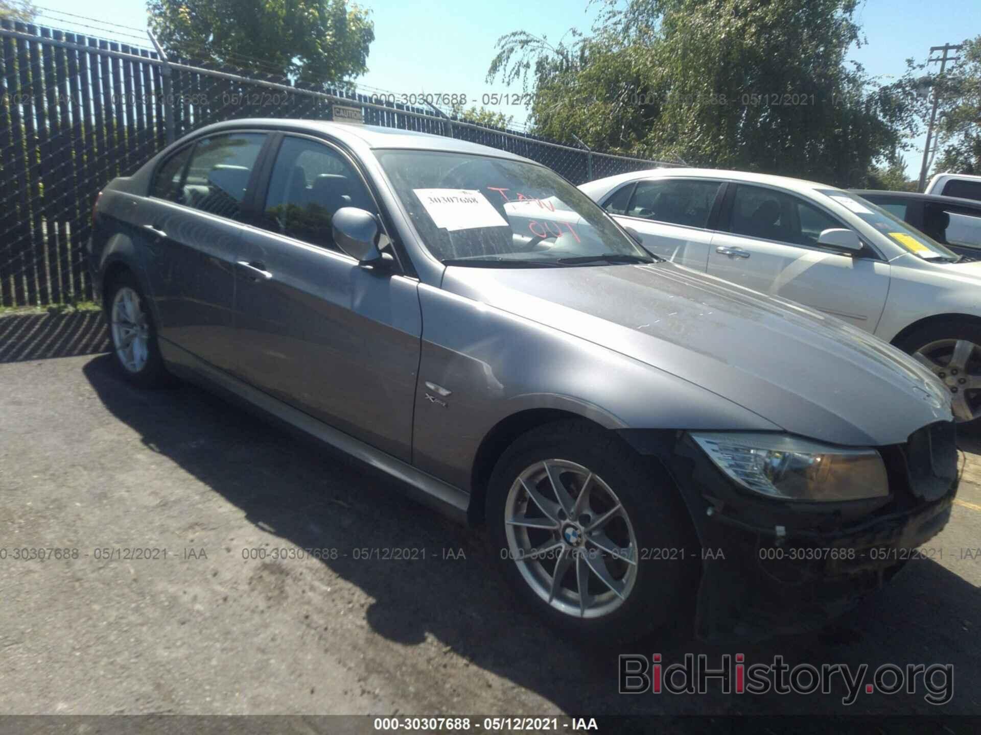 Photo WBAPK5C51AA648596 - BMW 3 SERIES 2010