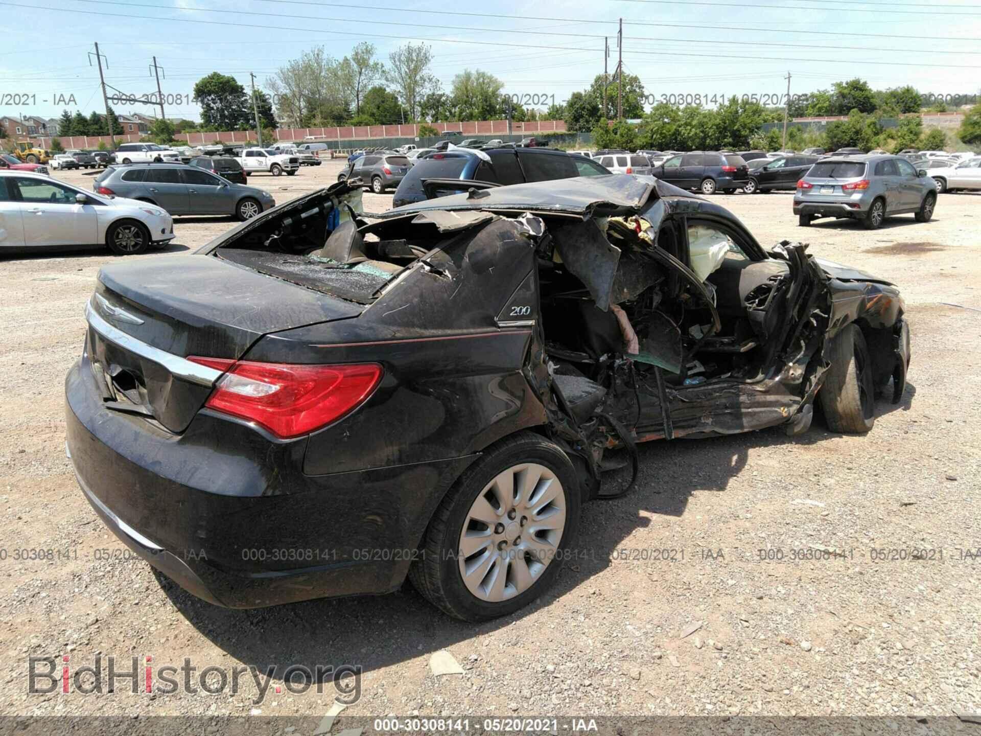 2013 CHRYSLER 200 - VIN: 1C3CCBAB3DN733754 - Photo 4