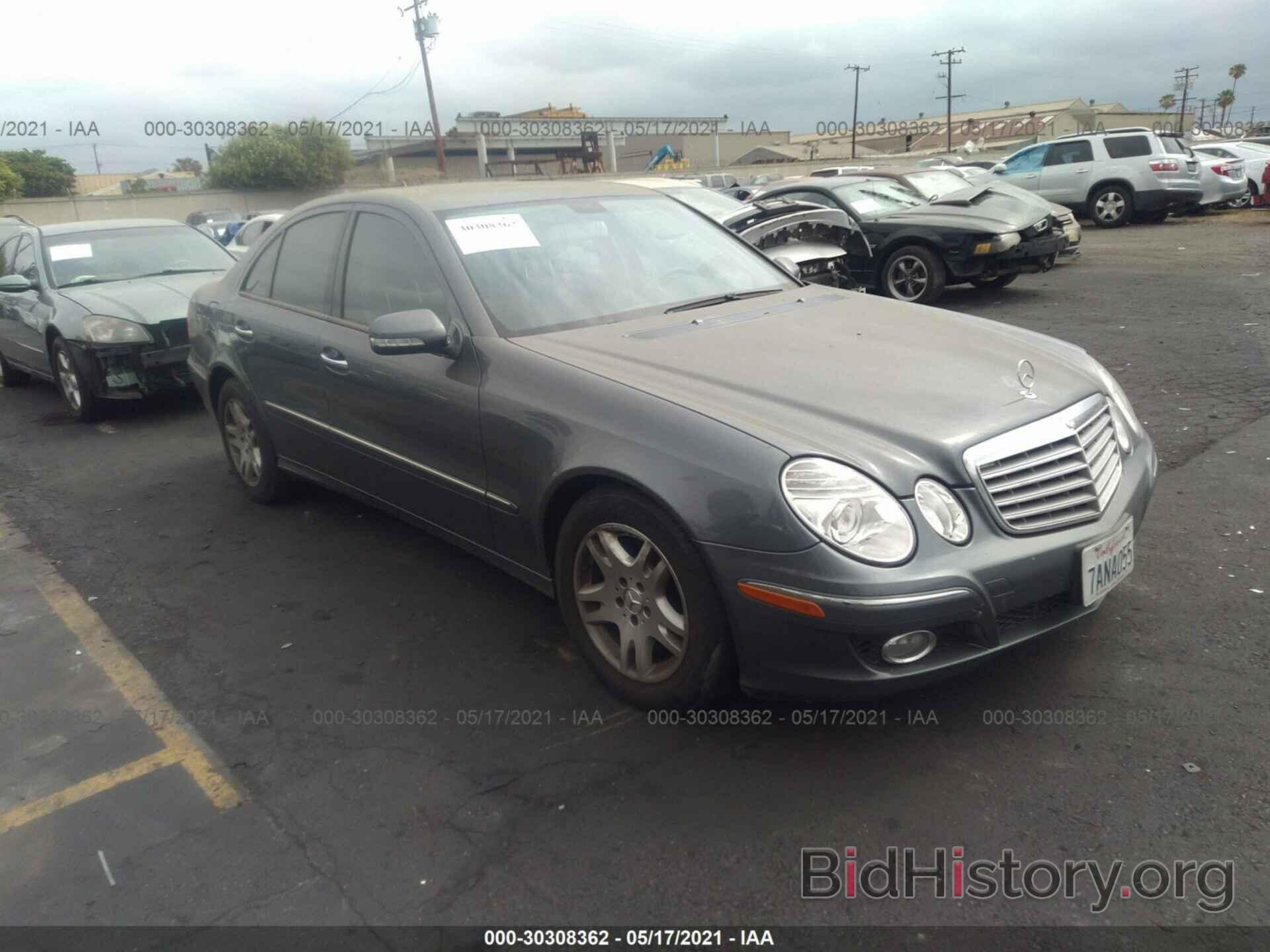 Photo WDBUF22X47B063881 - MERCEDES-BENZ E-CLASS 2007