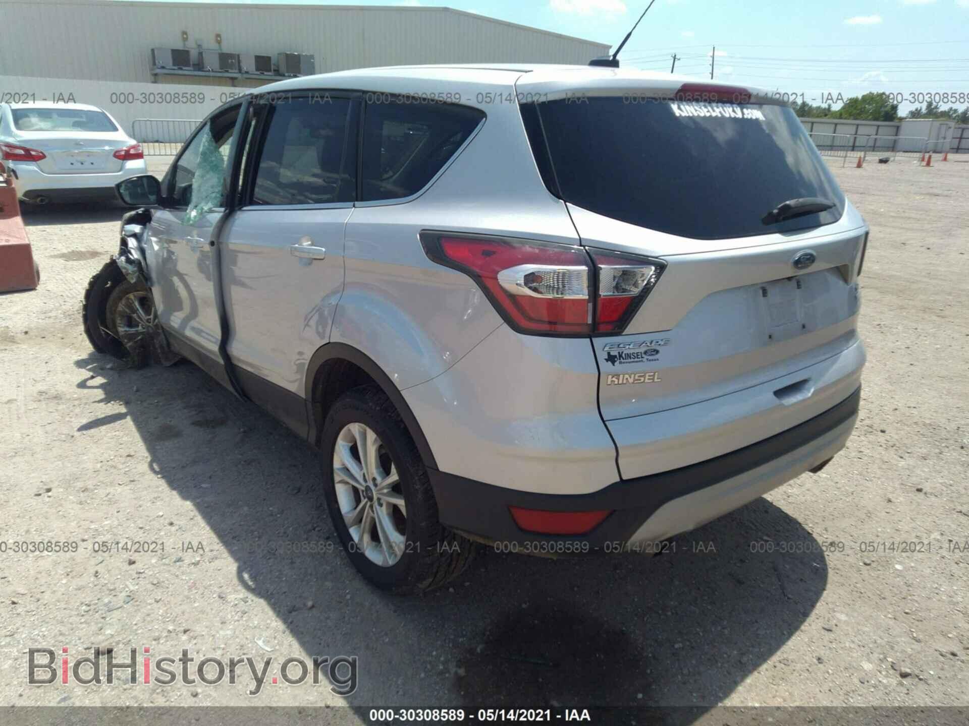 2017 FORD ESCAPE - VIN: 1FMCU0G90HUB04400 - Фото 3