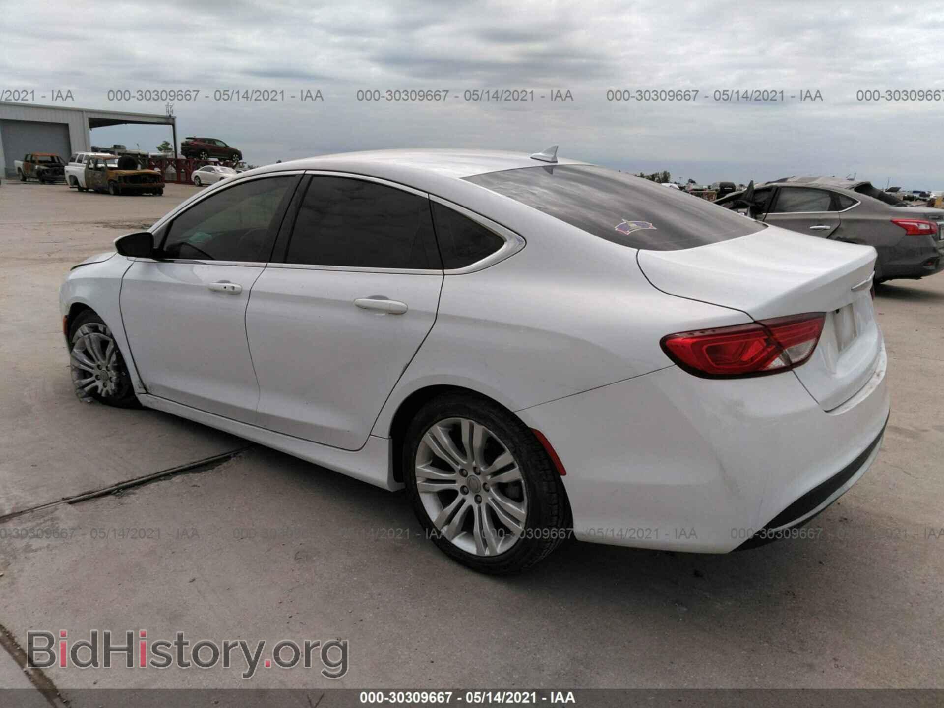 2016 CHRYSLER 200 - VIN: 1C3CCCAB6GN117492 - Фото 3
