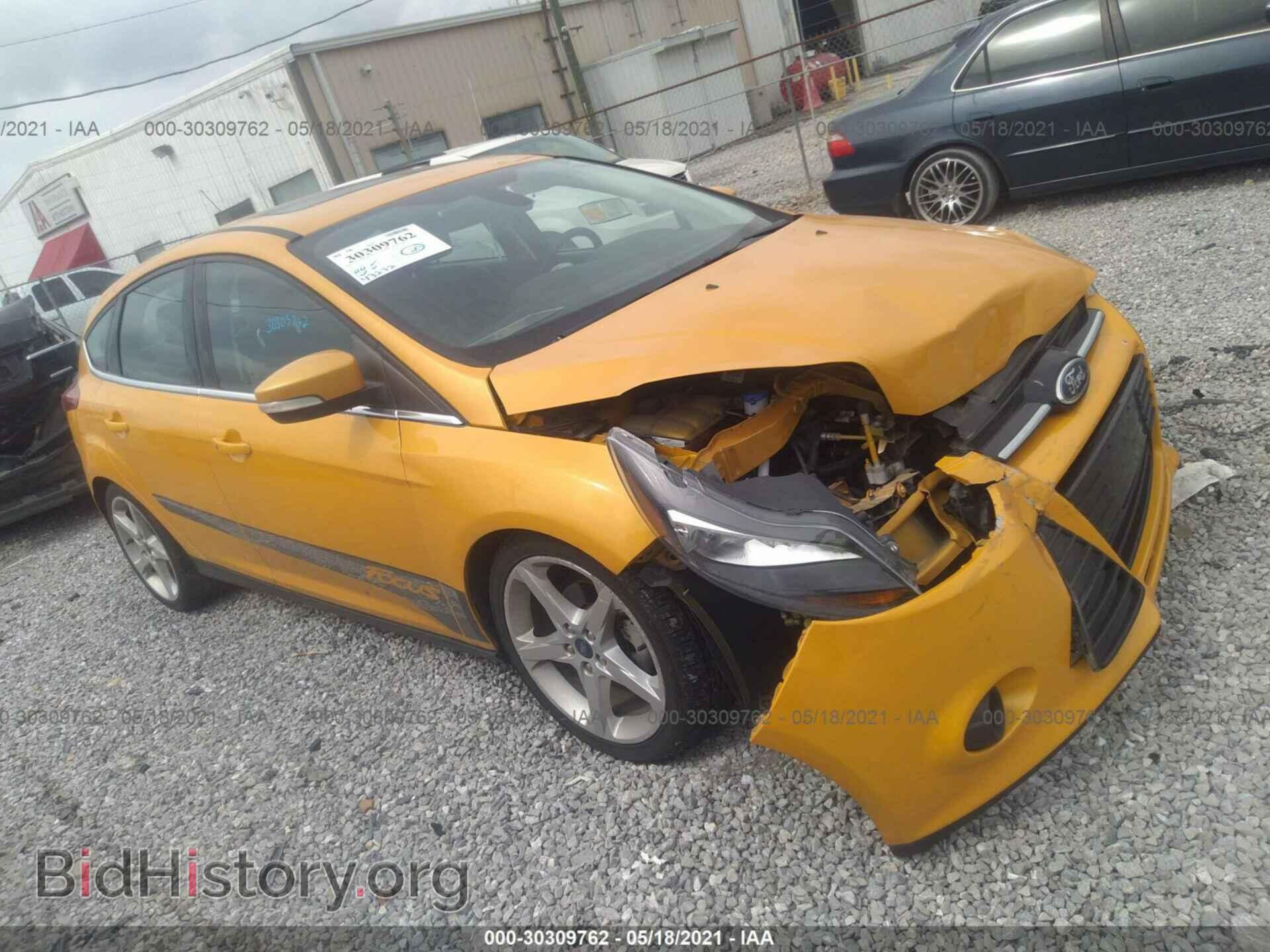 Photo 1FAHP3N27CL365553 - FORD FOCUS 2012