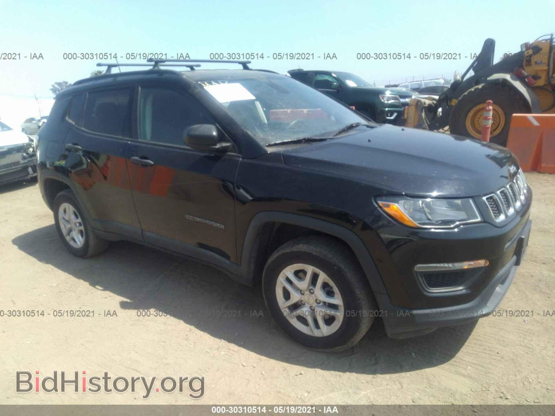 Фотография 3C4NJDAB4HT647333 - JEEP COMPASS 2017