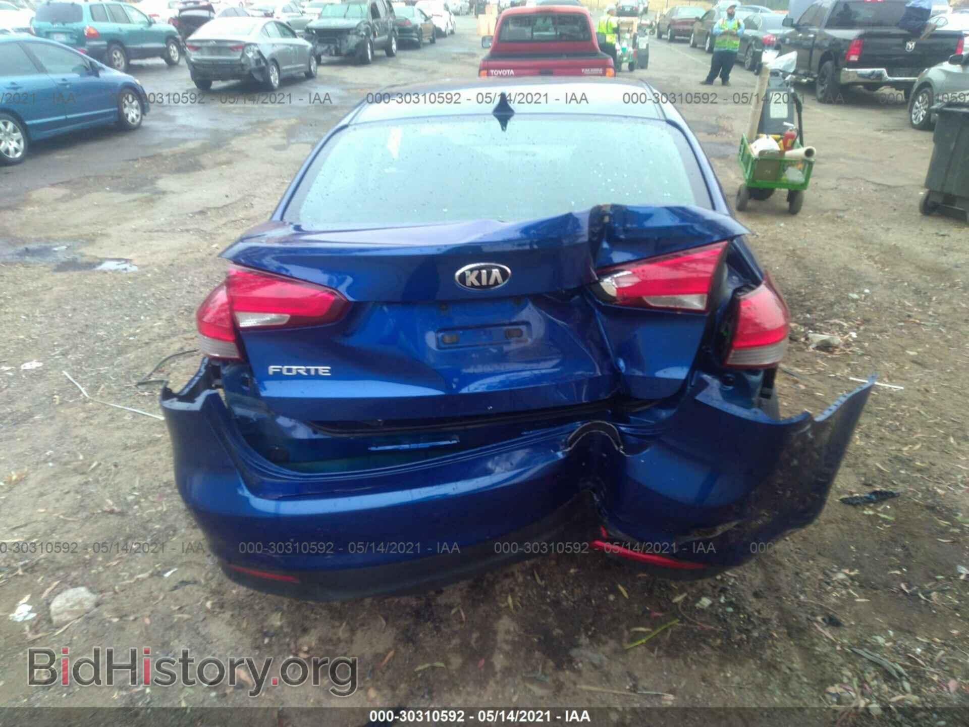 2017 KIA FORTE - VIN: 3KPFK4A7XHE123704 - Photo 6