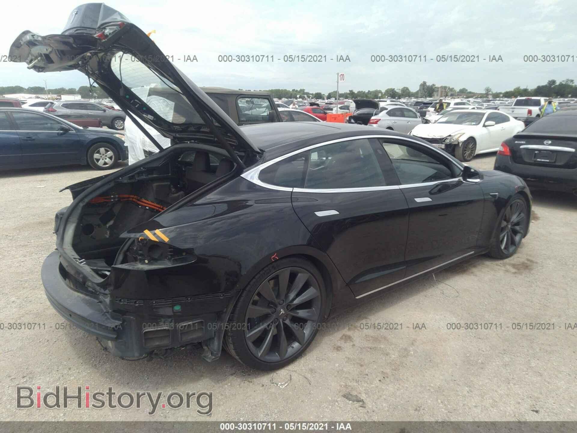 2017 TESLA MODEL S - VIN: 5YJSA1E2XHF219275 - Photo 4
