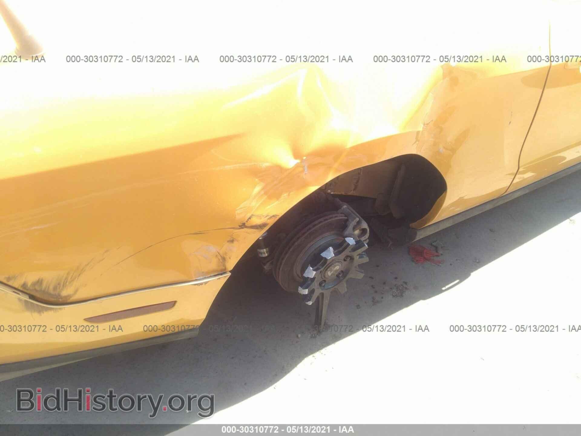2011 FORD MUSTANG - VIN: 1ZVBP8CF4B5169489 - Фото 6