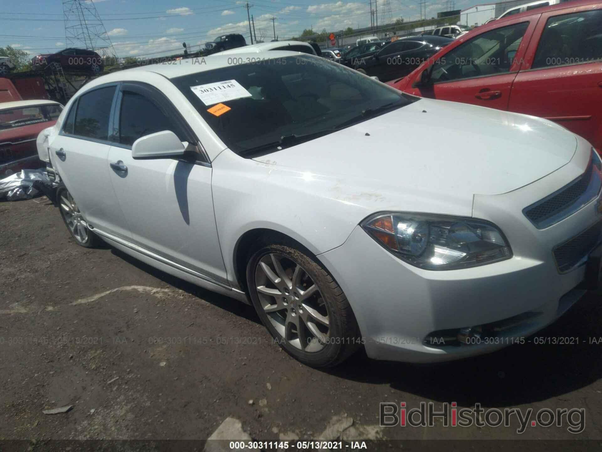 Photo 1G1ZE5EU5BF145898 - CHEVROLET MALIBU 2011