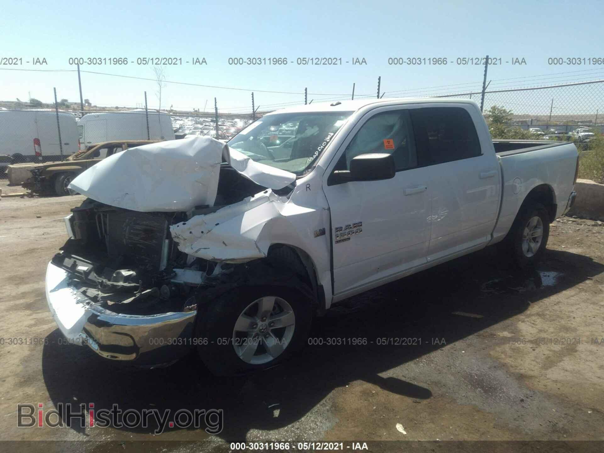 2019 RAM 1500 CLASSIC - VIN: 3C6RR7LT0KG622390 - Фото 2