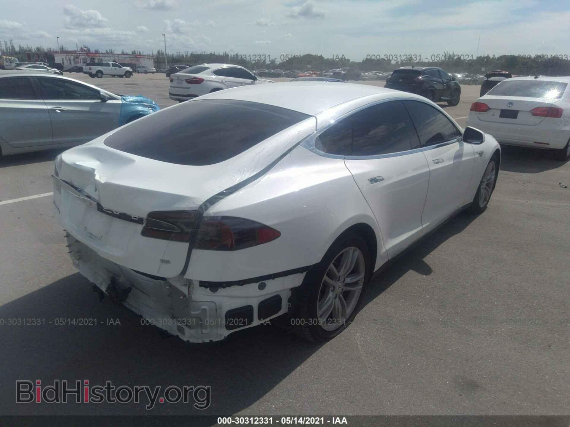 2014 TESLA MODEL S - VIN: 5YJSA1H12EFP48590 - Фото 4