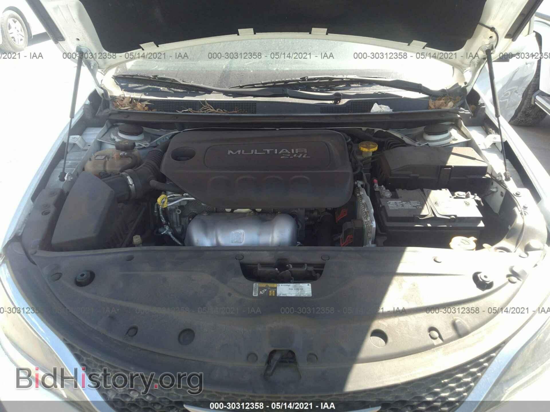 2015 CHRYSLER 200 - VIN: 1C3CCCAB8FN694507 - Фото 10