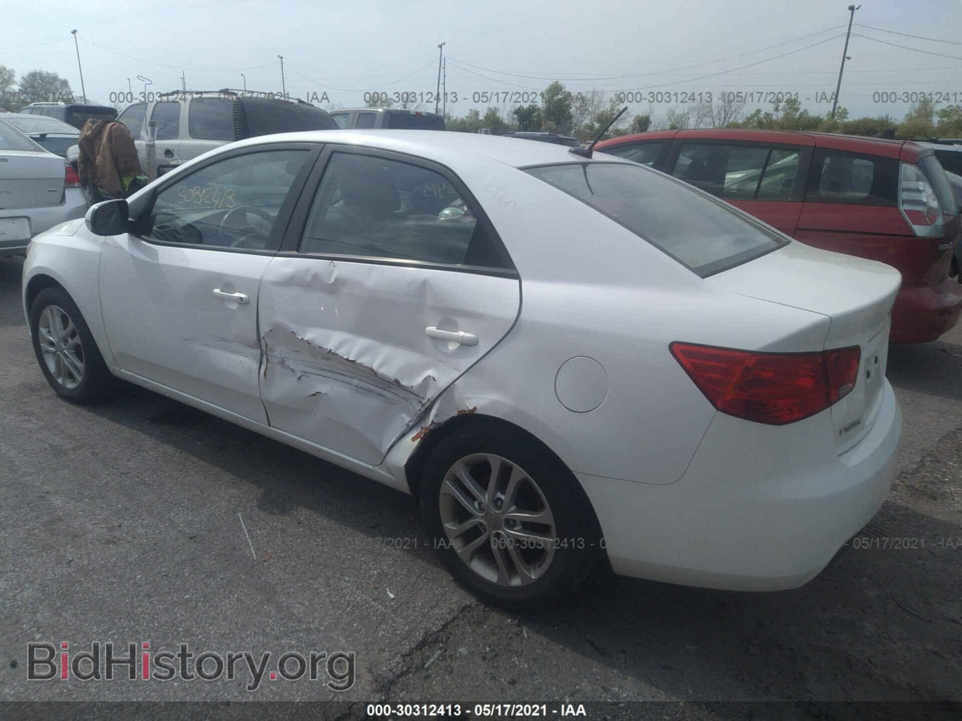 2012 KIA FORTE - VIN: KNAFU4A22C5491441 - Фото 3