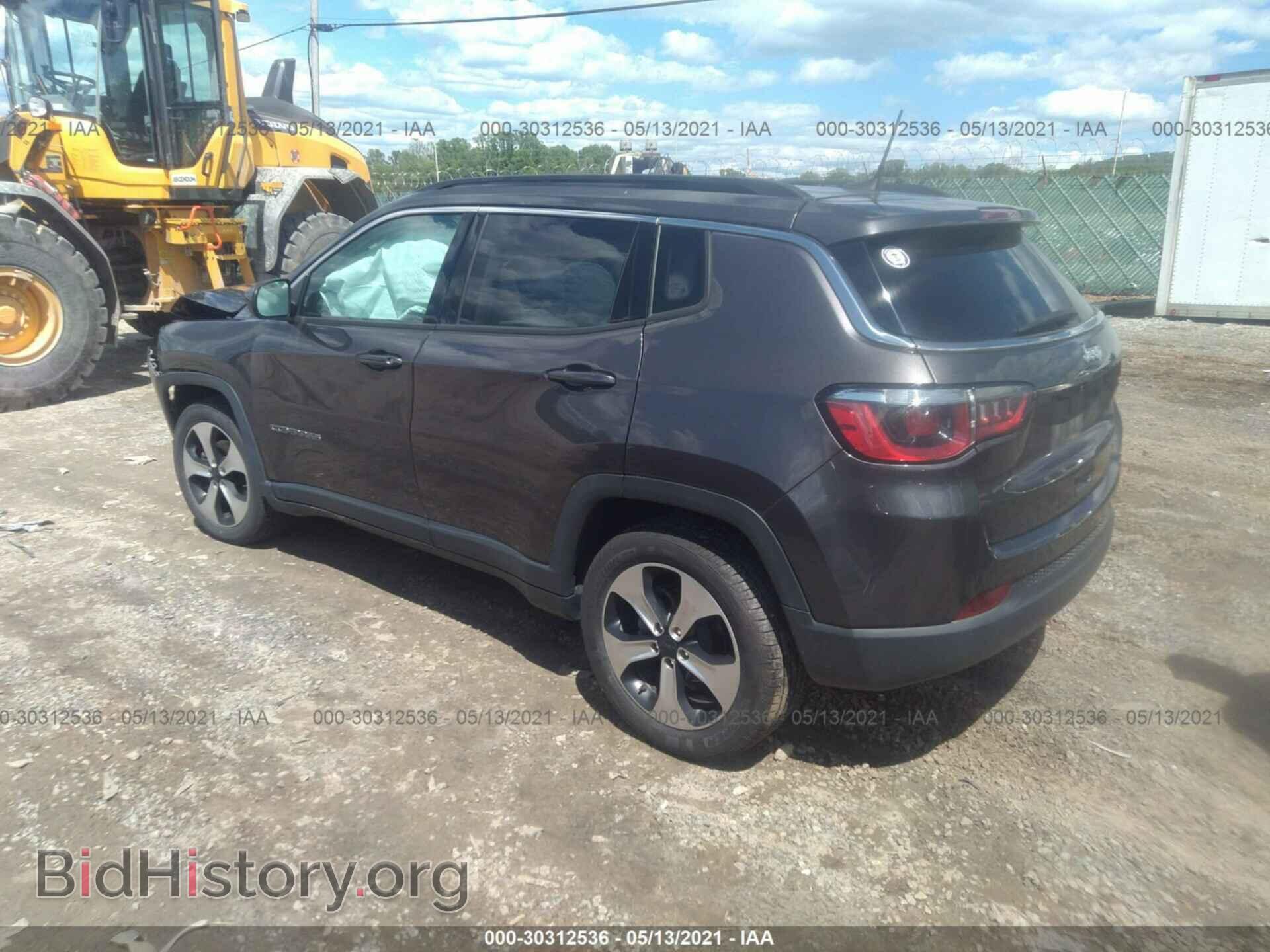 2017 JEEP COMPASS - VIN: 3C4NJCBB3HT643265 - Фото 3