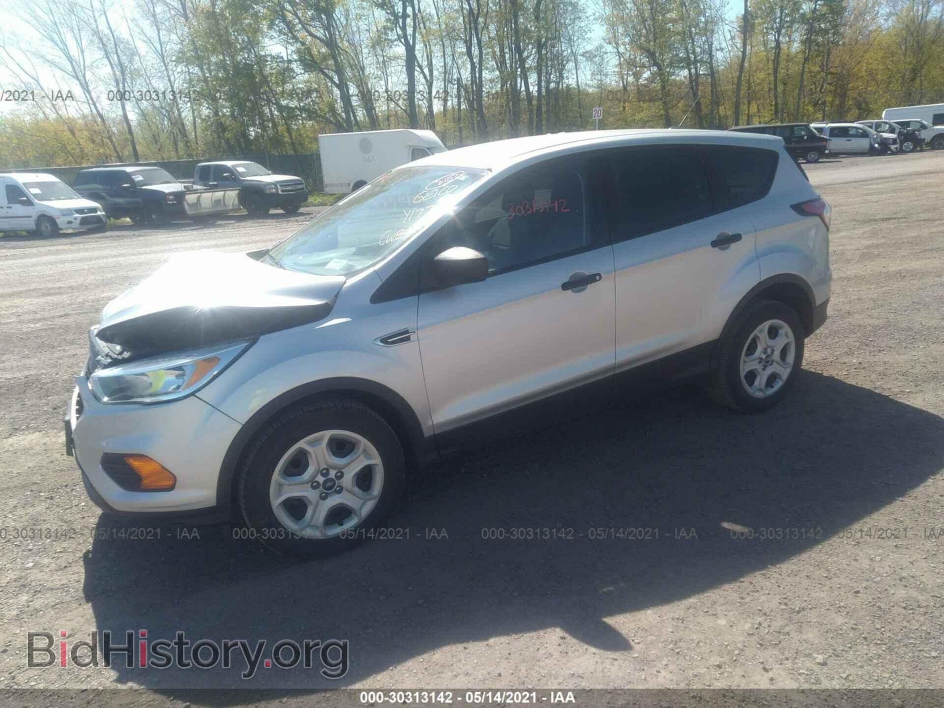 2017 FORD ESCAPE - VIN: 1FMCU0F77HUB90756 - Фото 2